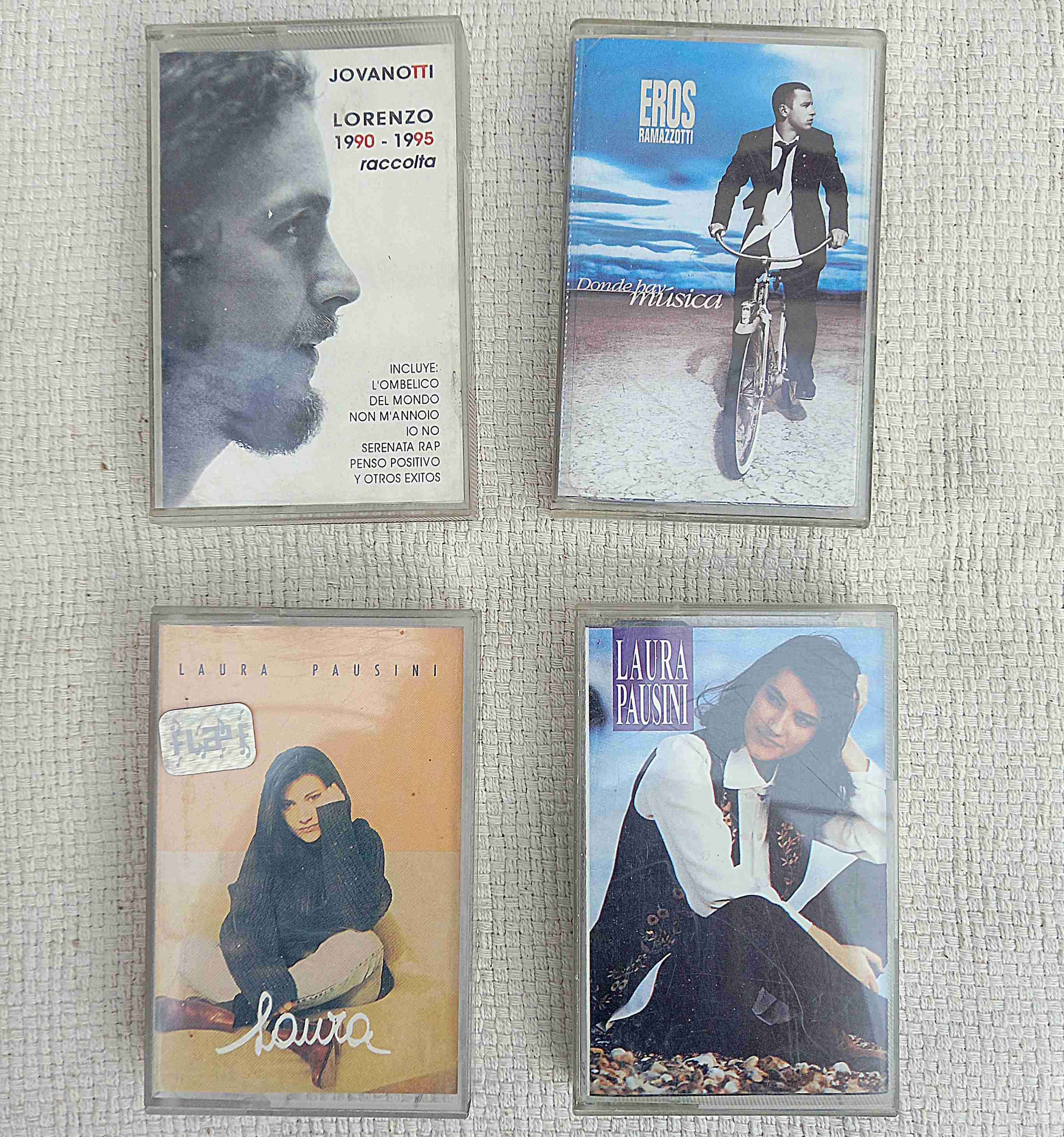 Lote de cassettes musicales variados - miniatura 2