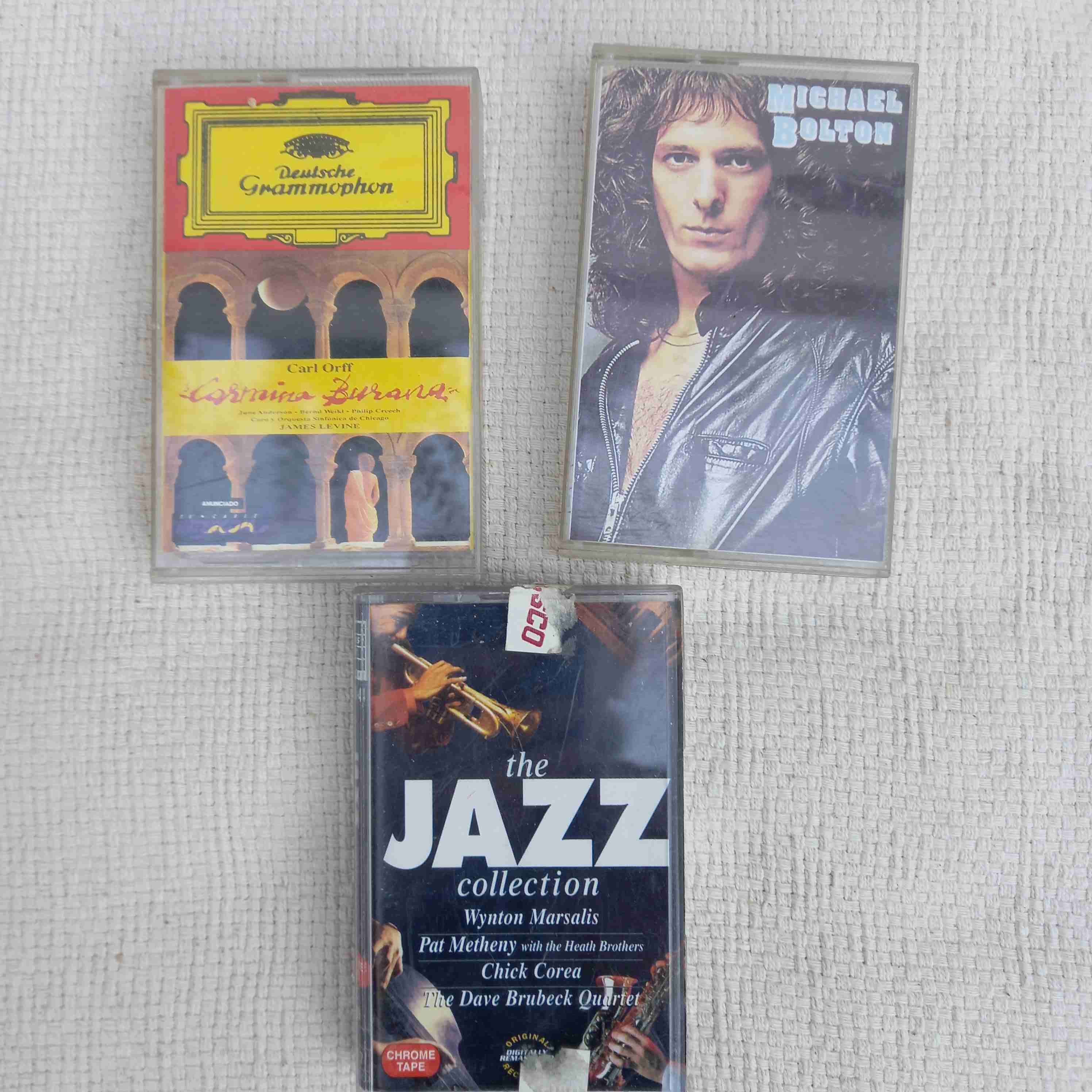 Lote de cassettes musicales variados - miniatura 4