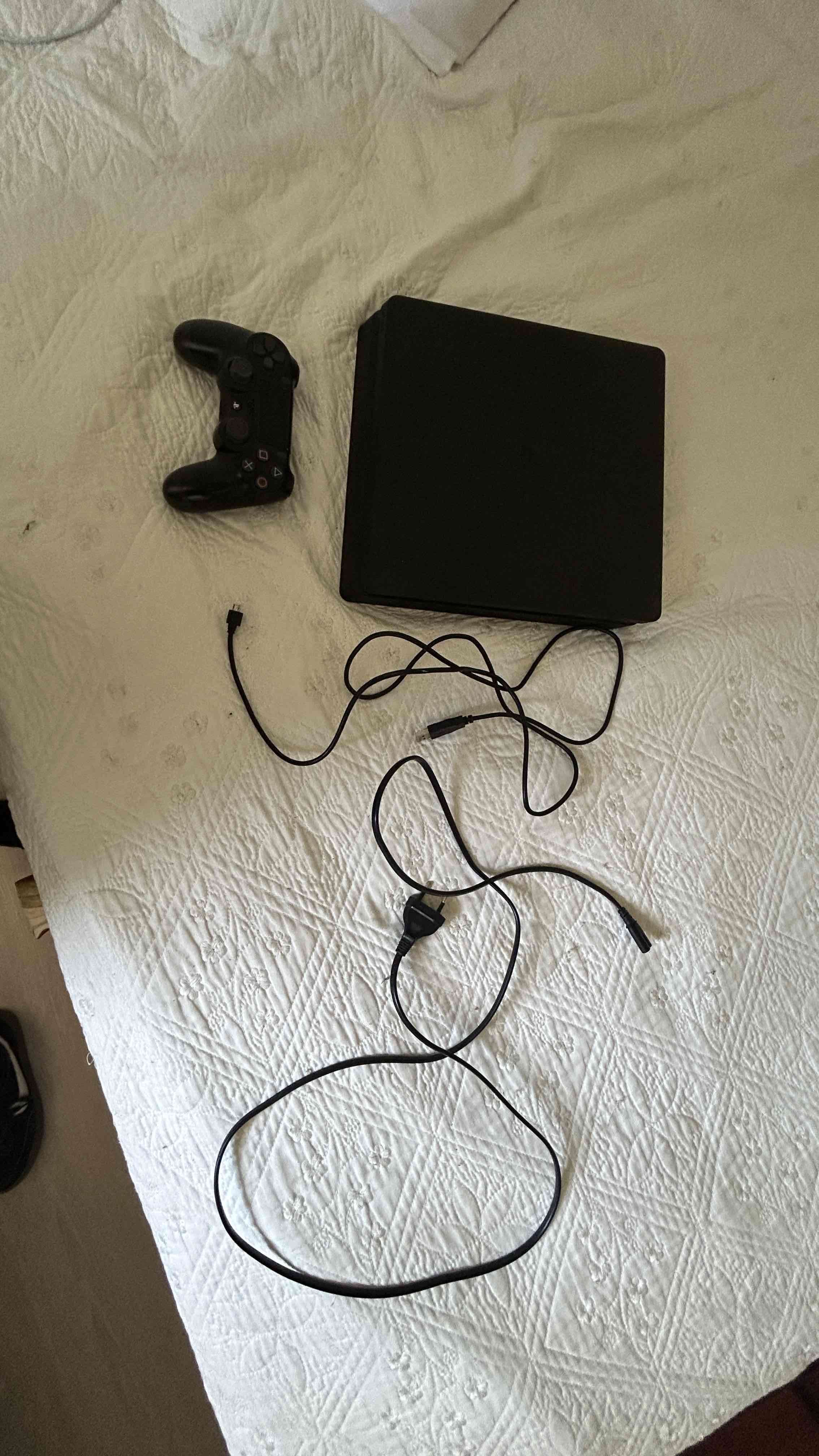 Consola PS4 con control - miniatura 3