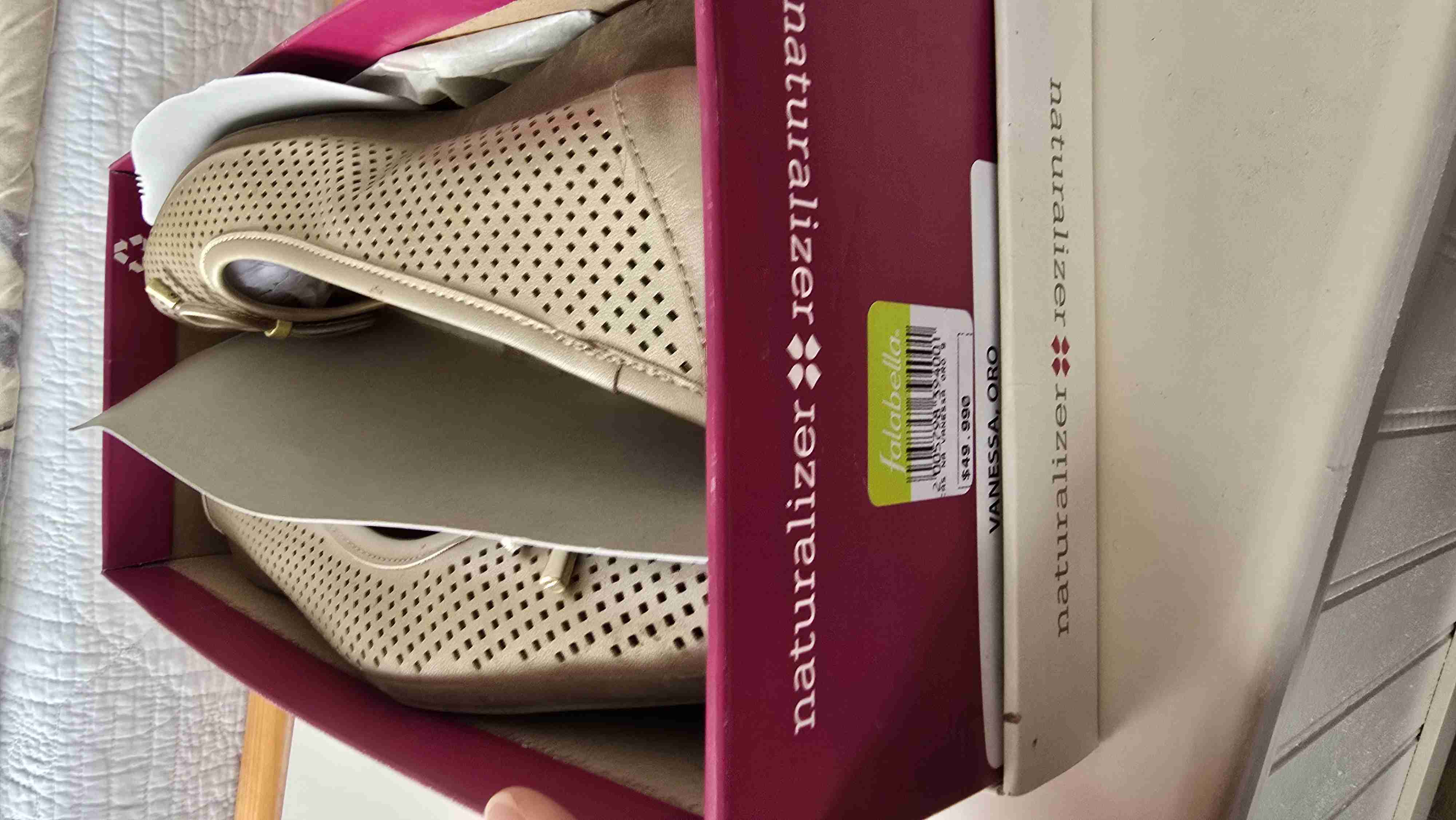 Zapatos planos dorados Naturalizer - miniatura 5