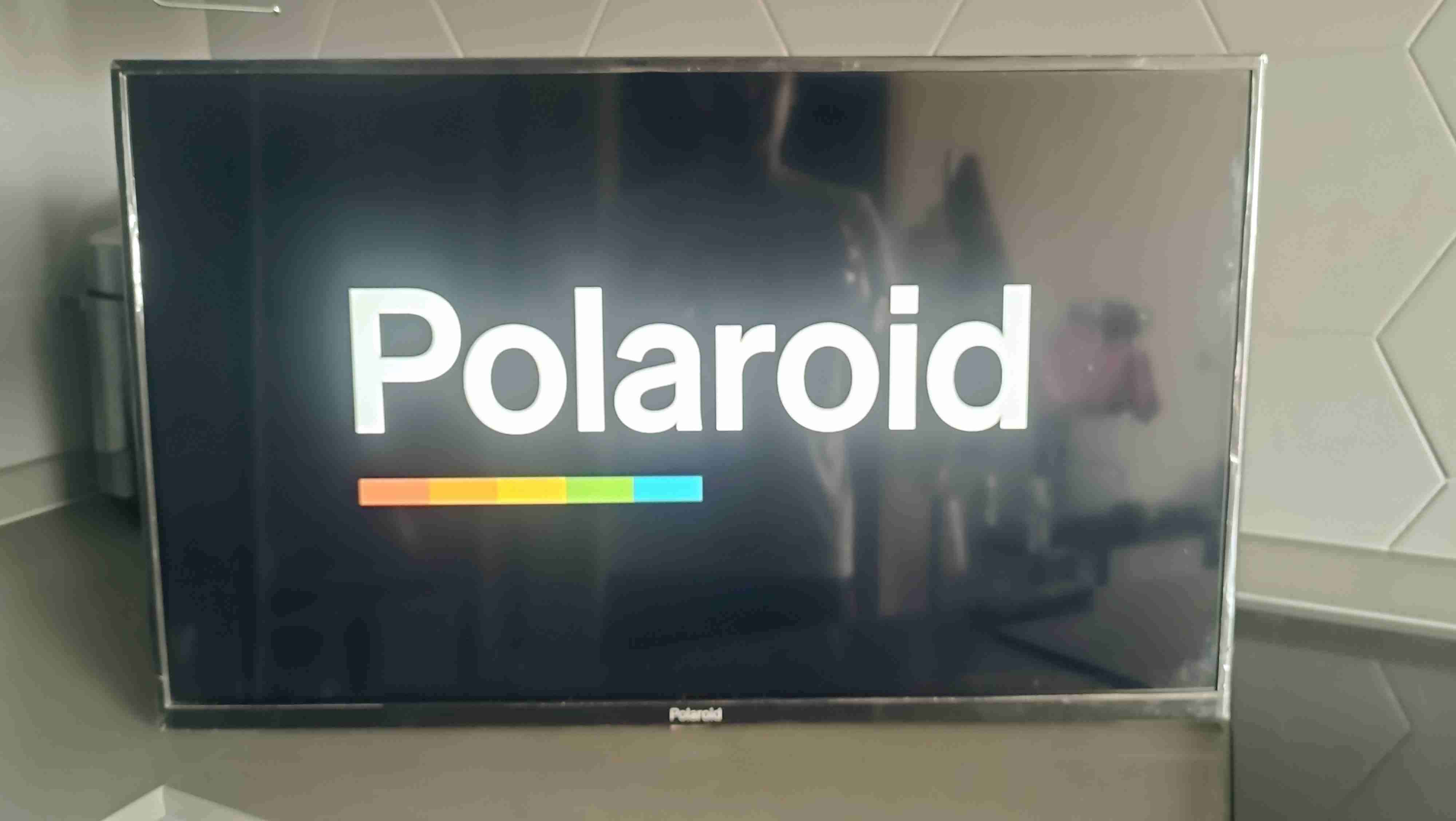 Smart TV Polaroid 32 pulgadas - miniatura 3