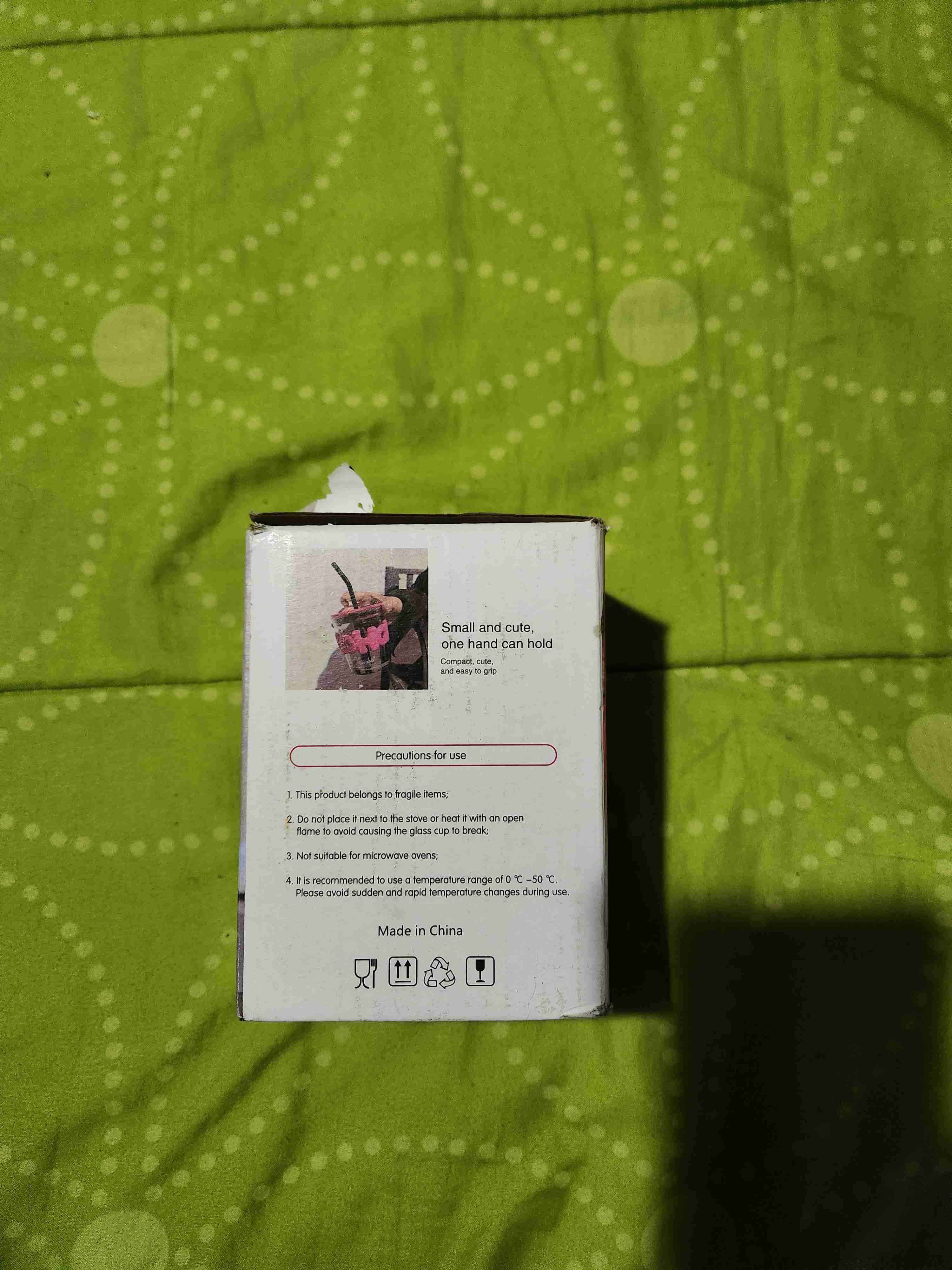 Vaso de vidrio con bombilla - miniatura 3