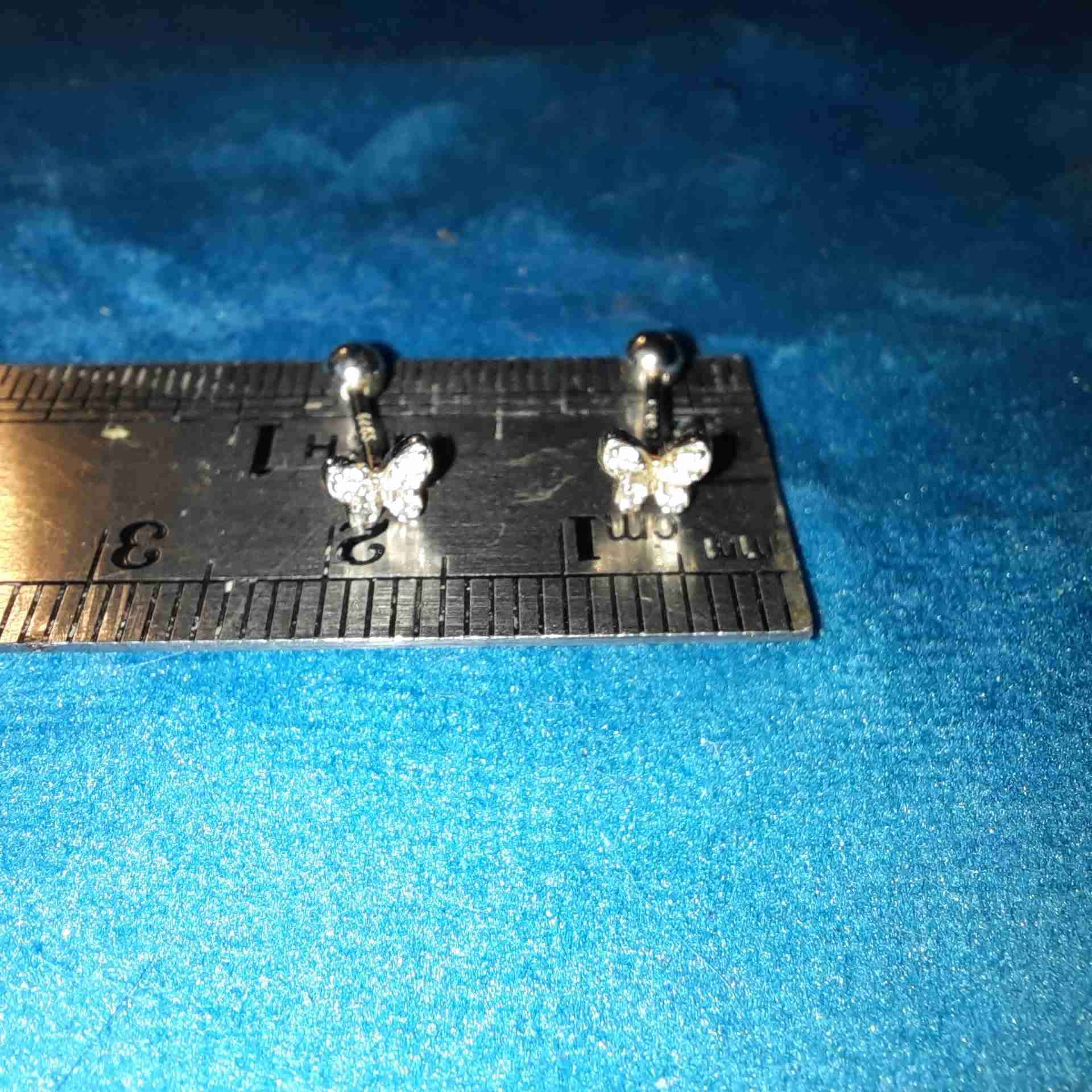 Piercings de mariposa plata