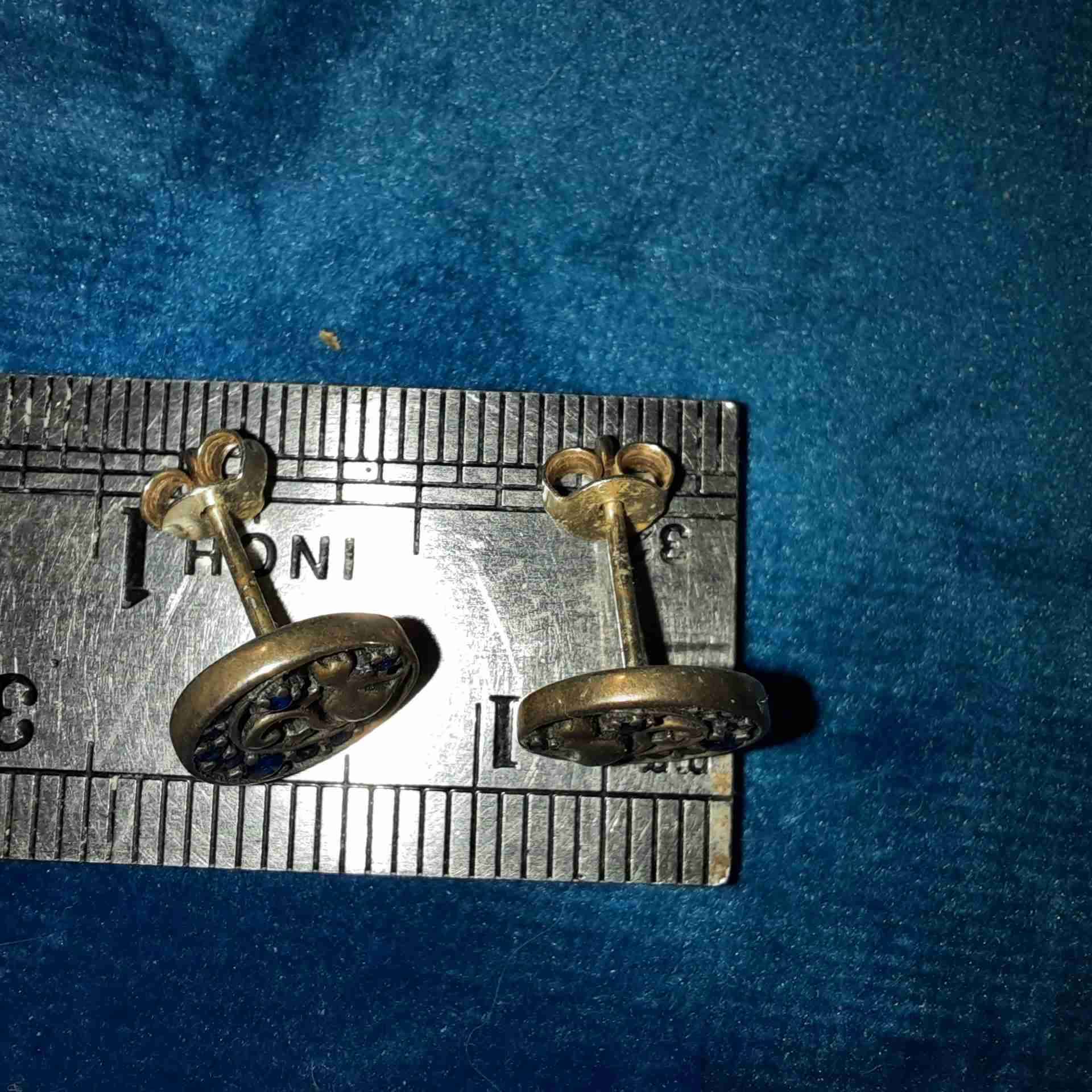 Aros de plata con forma de  gato en la Luna - miniatura 2