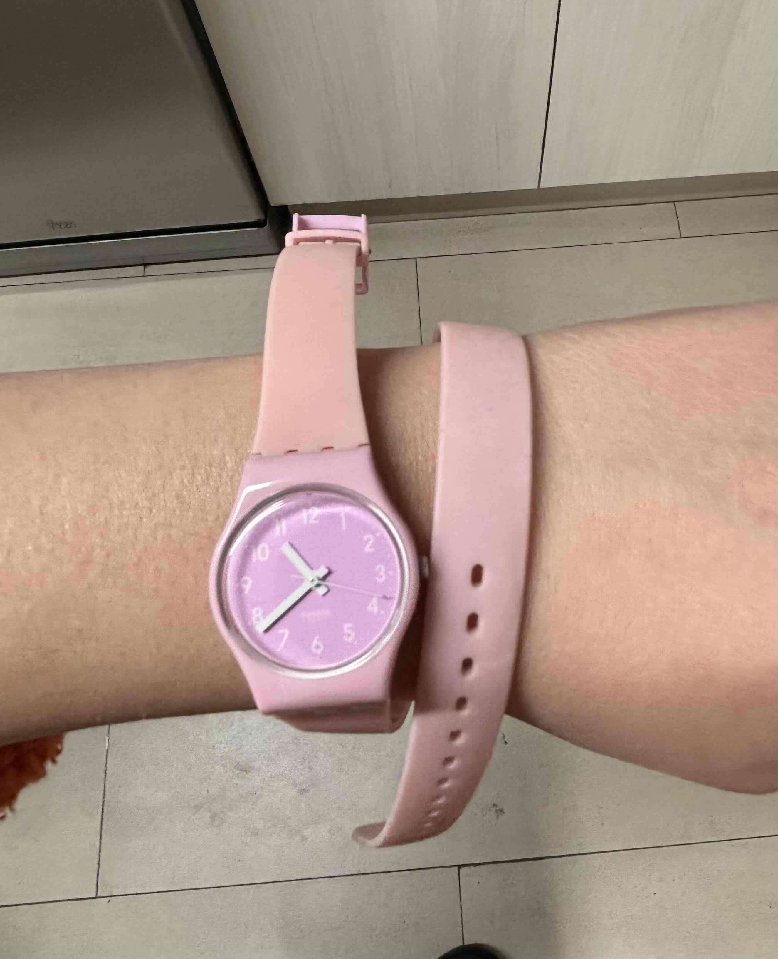 Reloj rosado Swatch - miniatura 4