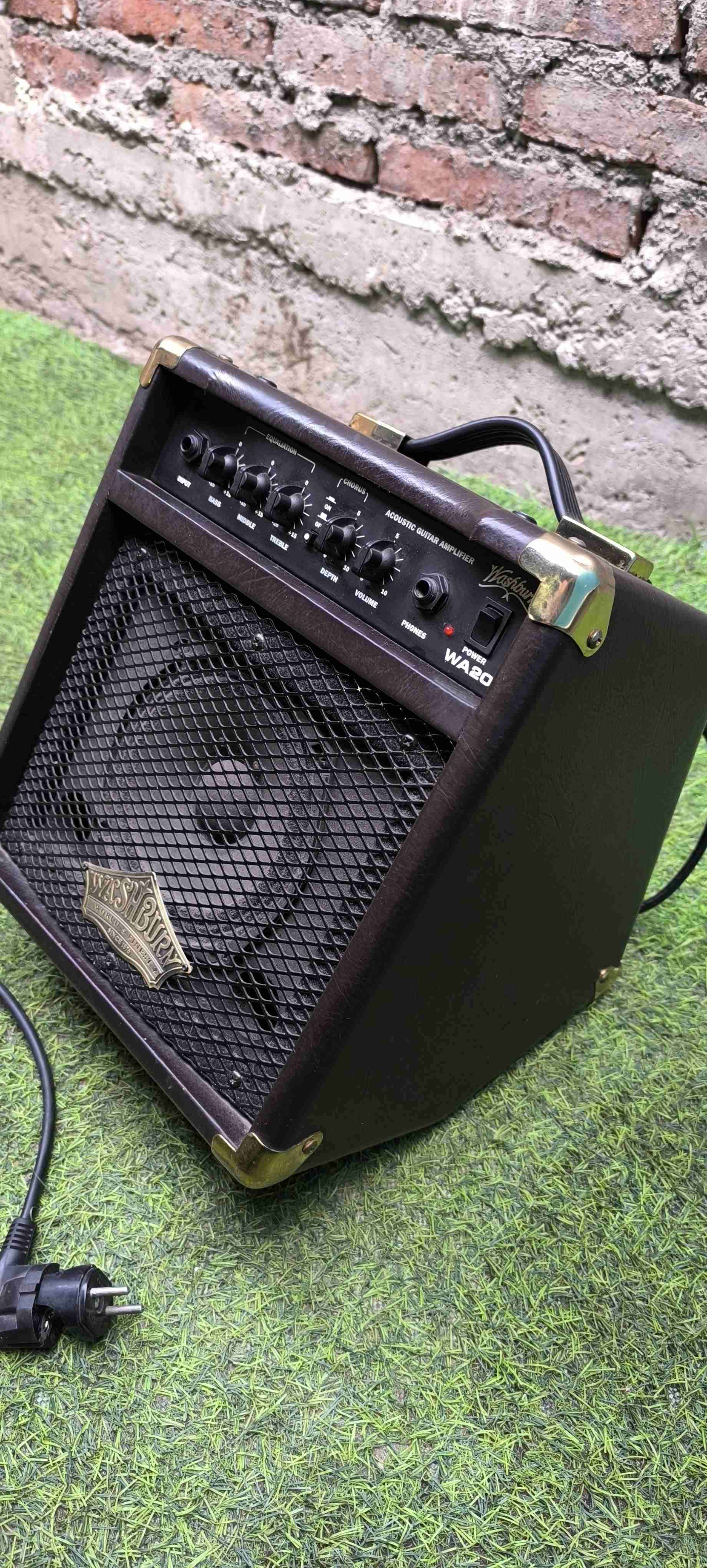 Amplificador guitarra acústica Washburn - miniatura 3