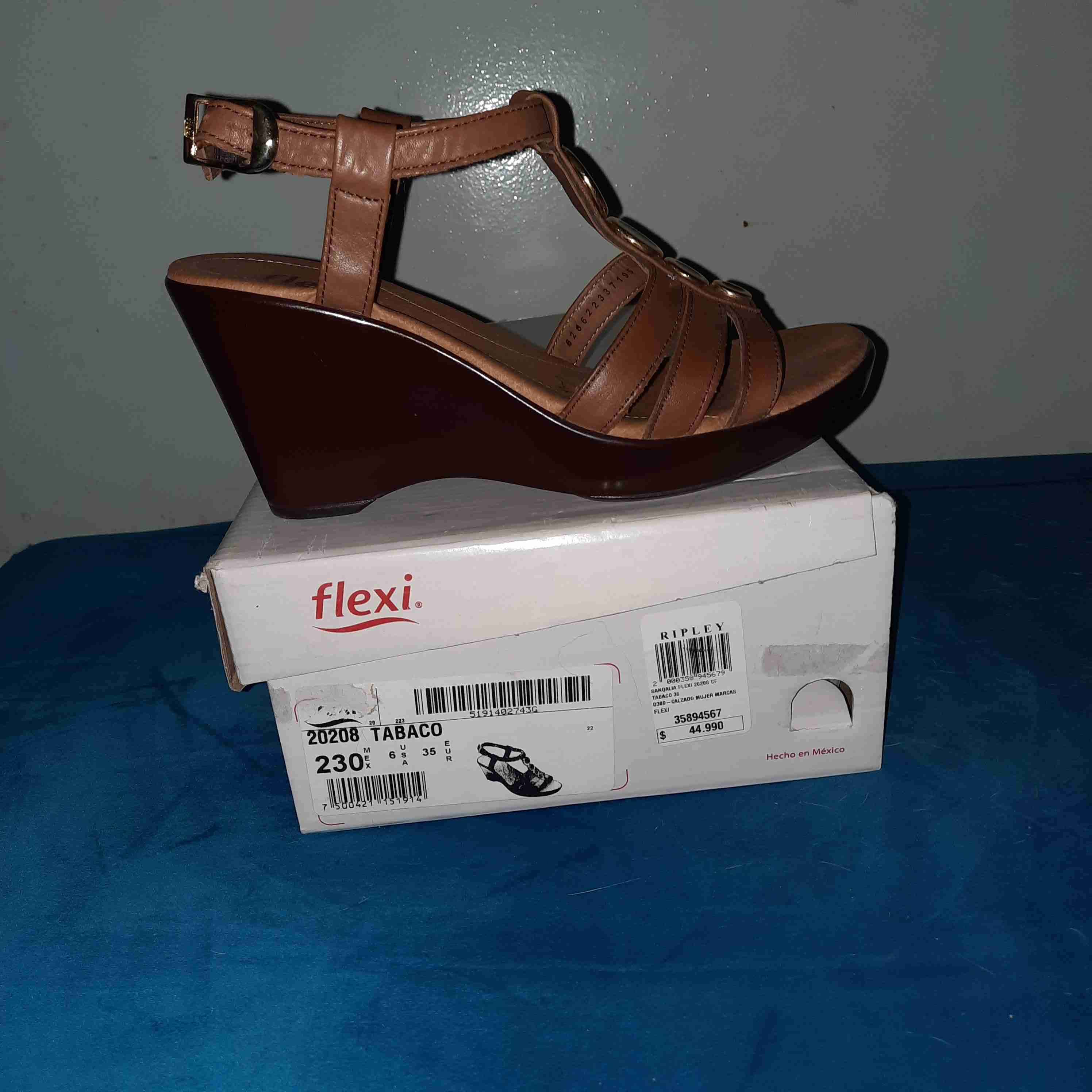 Sandalias marrones Flexi con tacón - miniatura 3