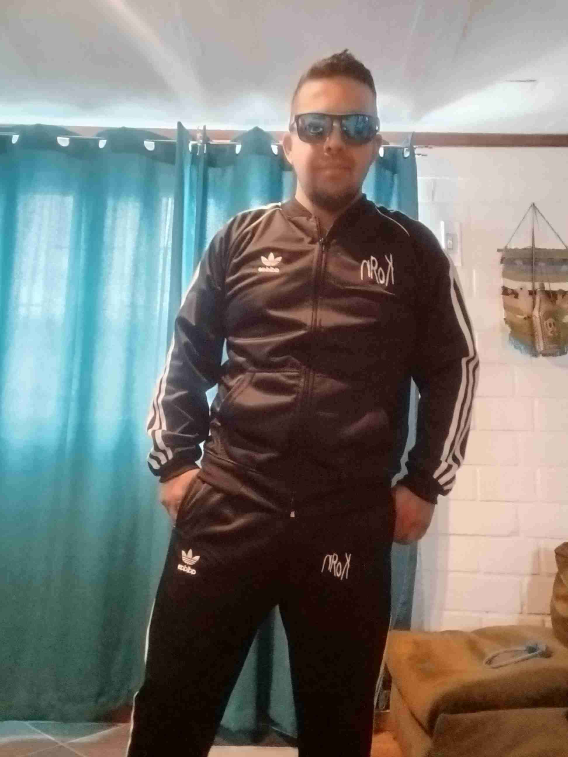 Buzo completo #Korn confección nacional - miniatura 4