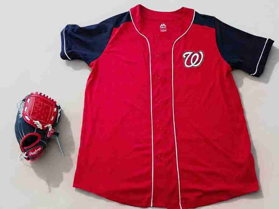 Guante de béisbol Rawlings rojo y azul - 4