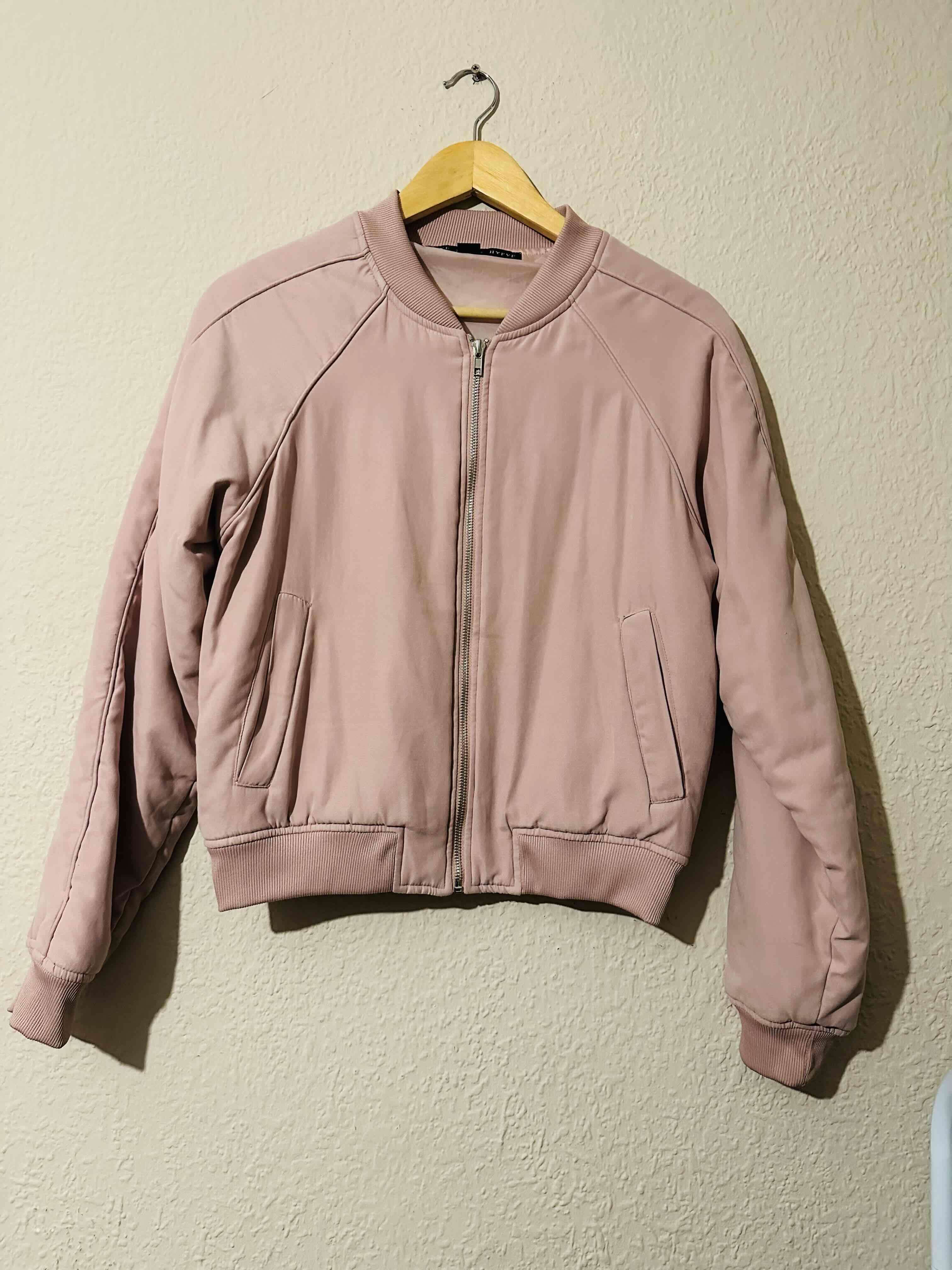 Chaqueta bomber rosada