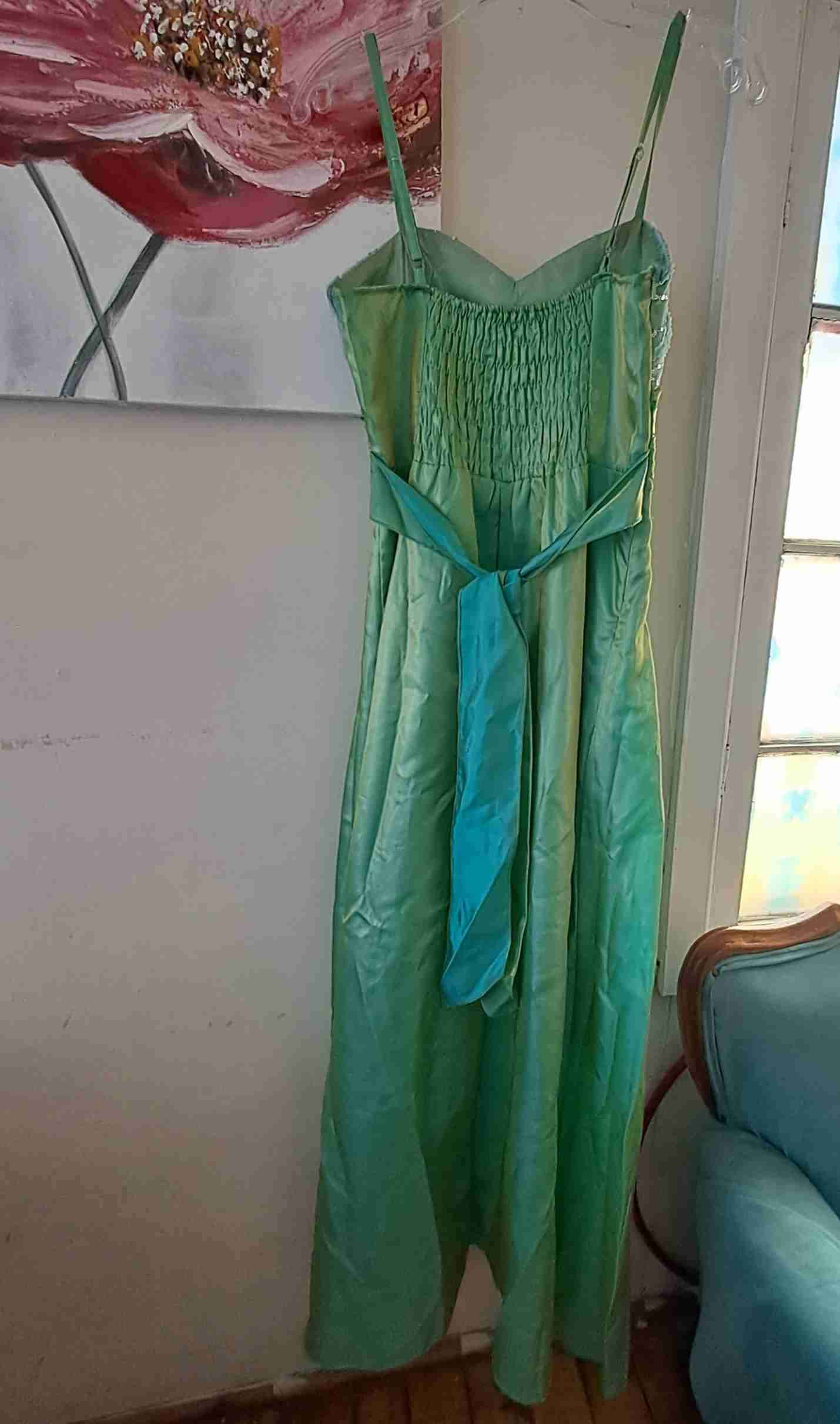 Vestido largo verde elegante - miniatura 5