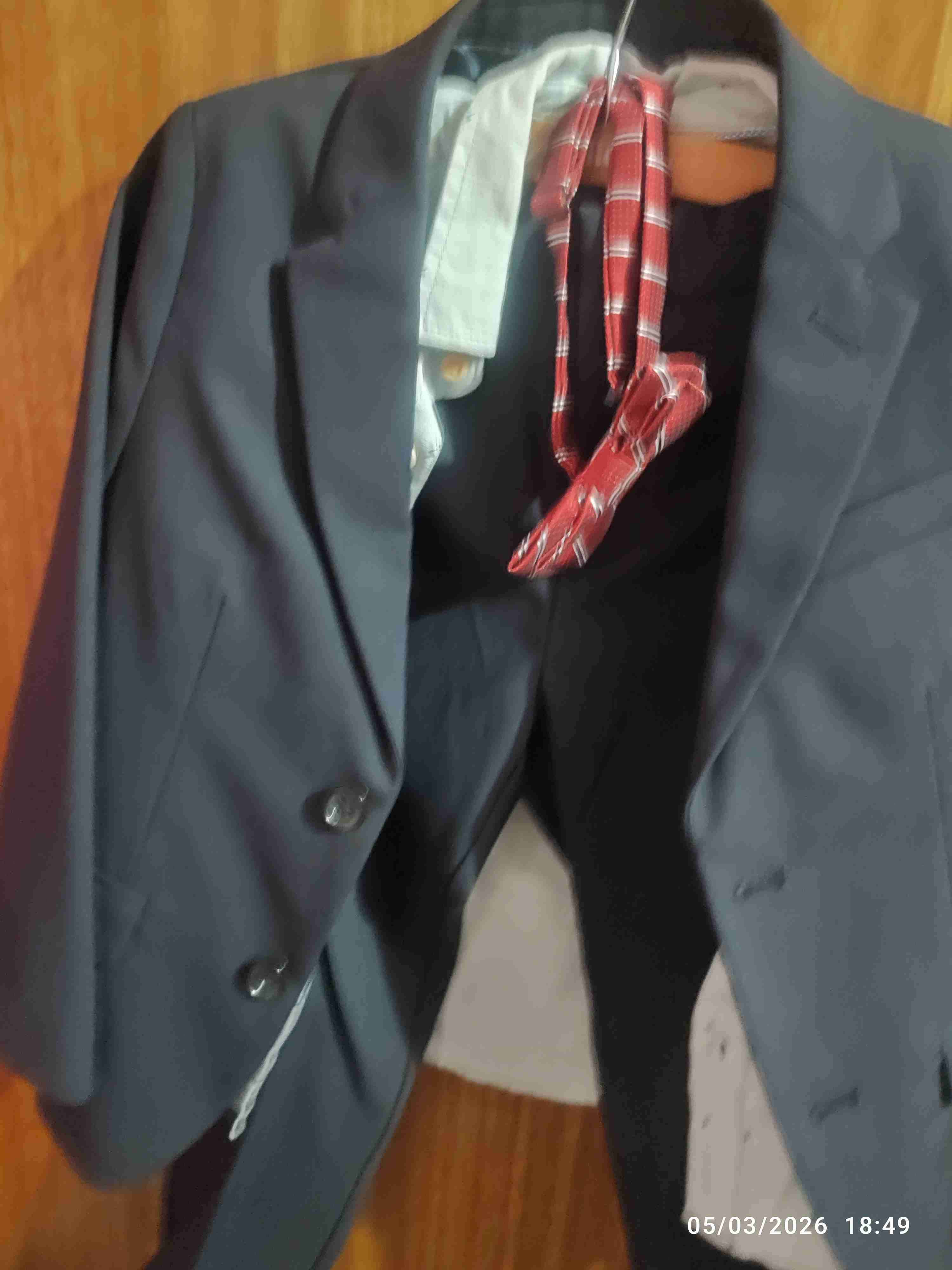Traje de niño con corbata - miniatura 4
