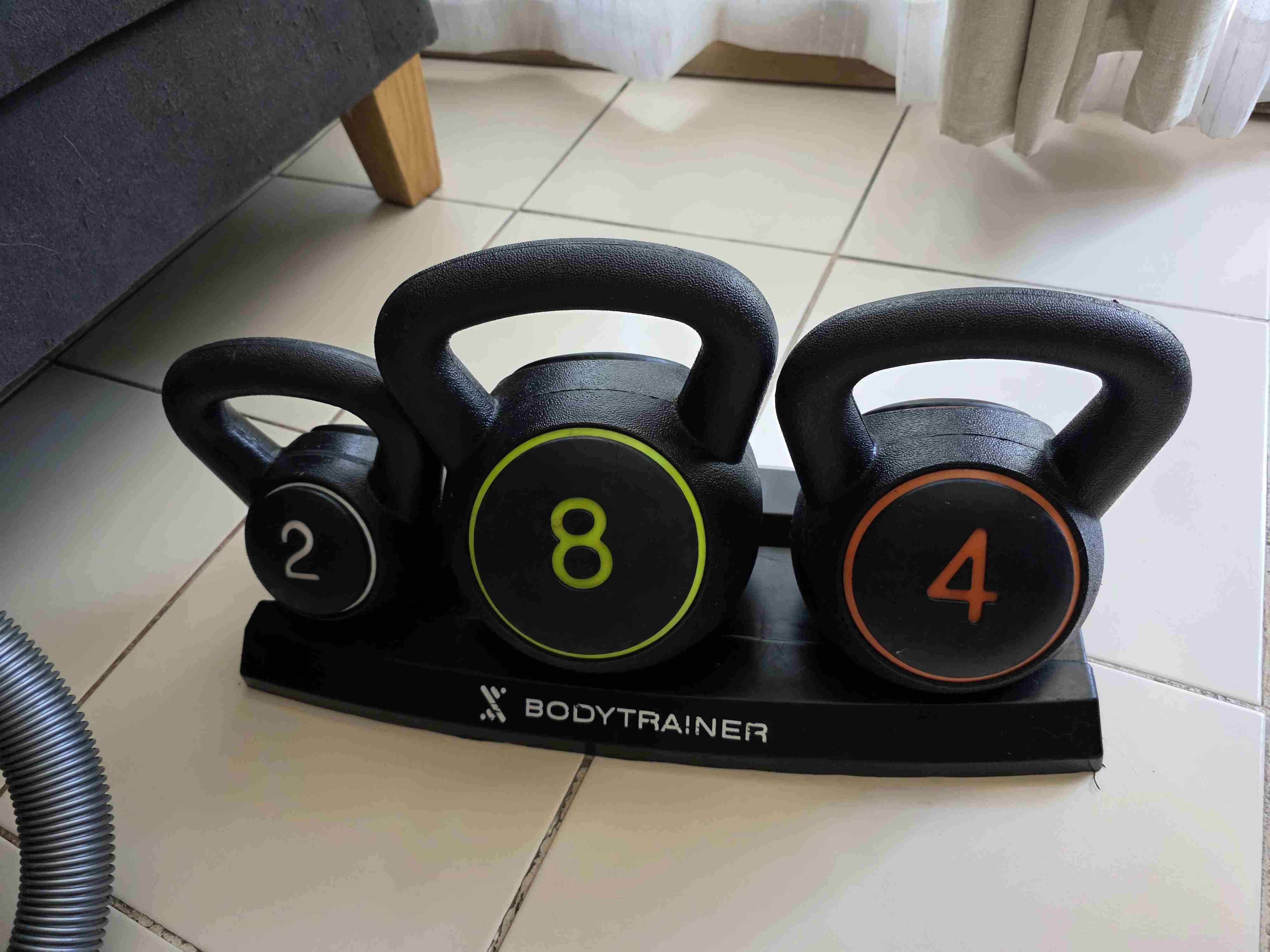 Set de pesas kettlebell 2-8kg - miniatura 3