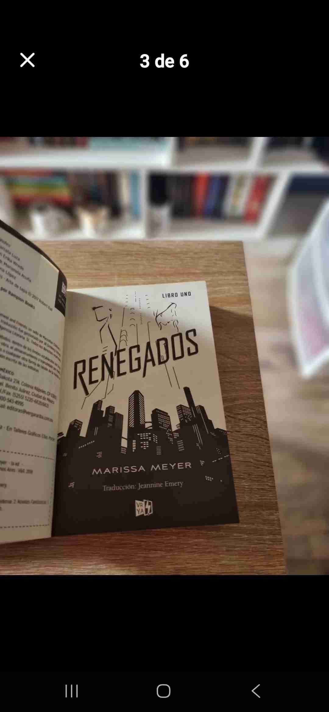 Trilogía Renegados de Marissa Meyer - miniatura 3
