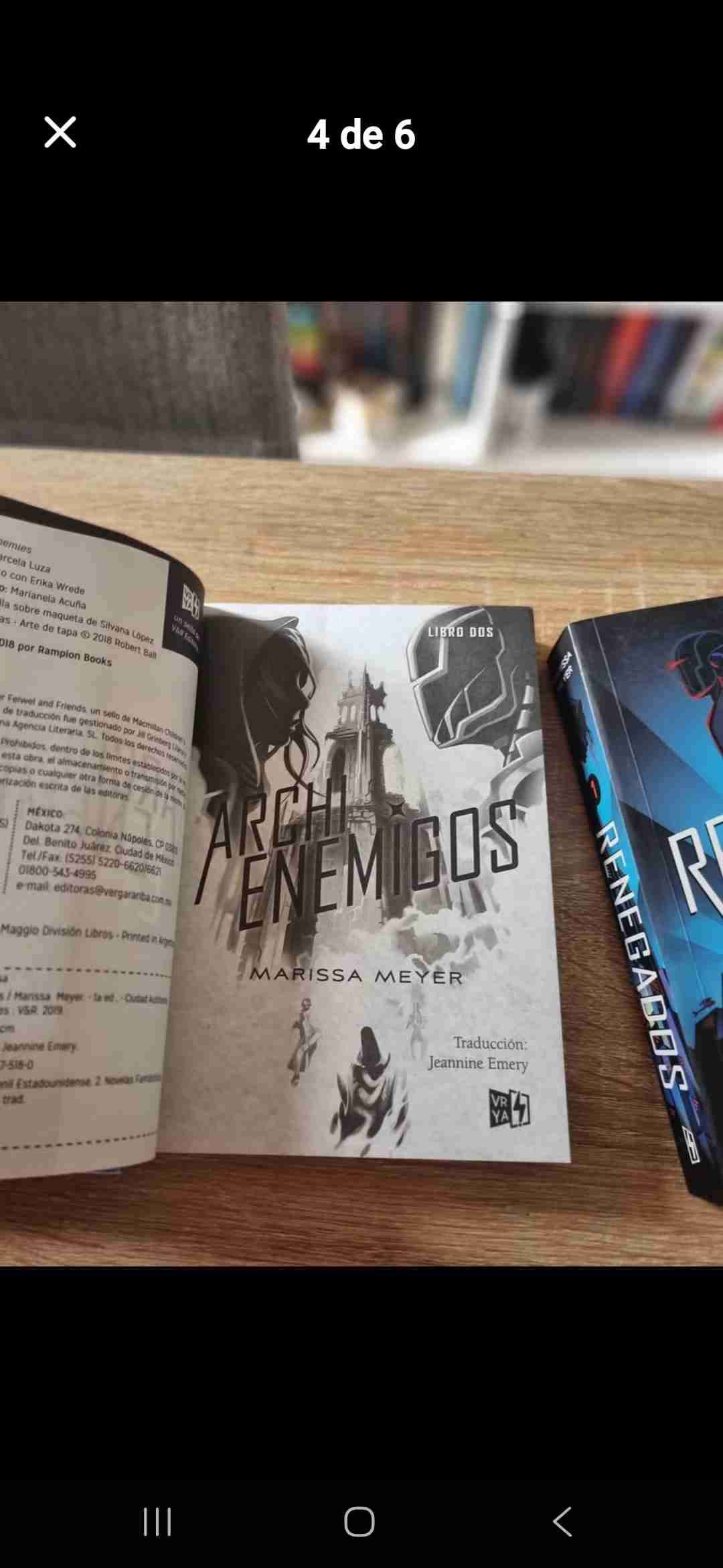 Trilogía Renegados de Marissa Meyer - miniatura 4
