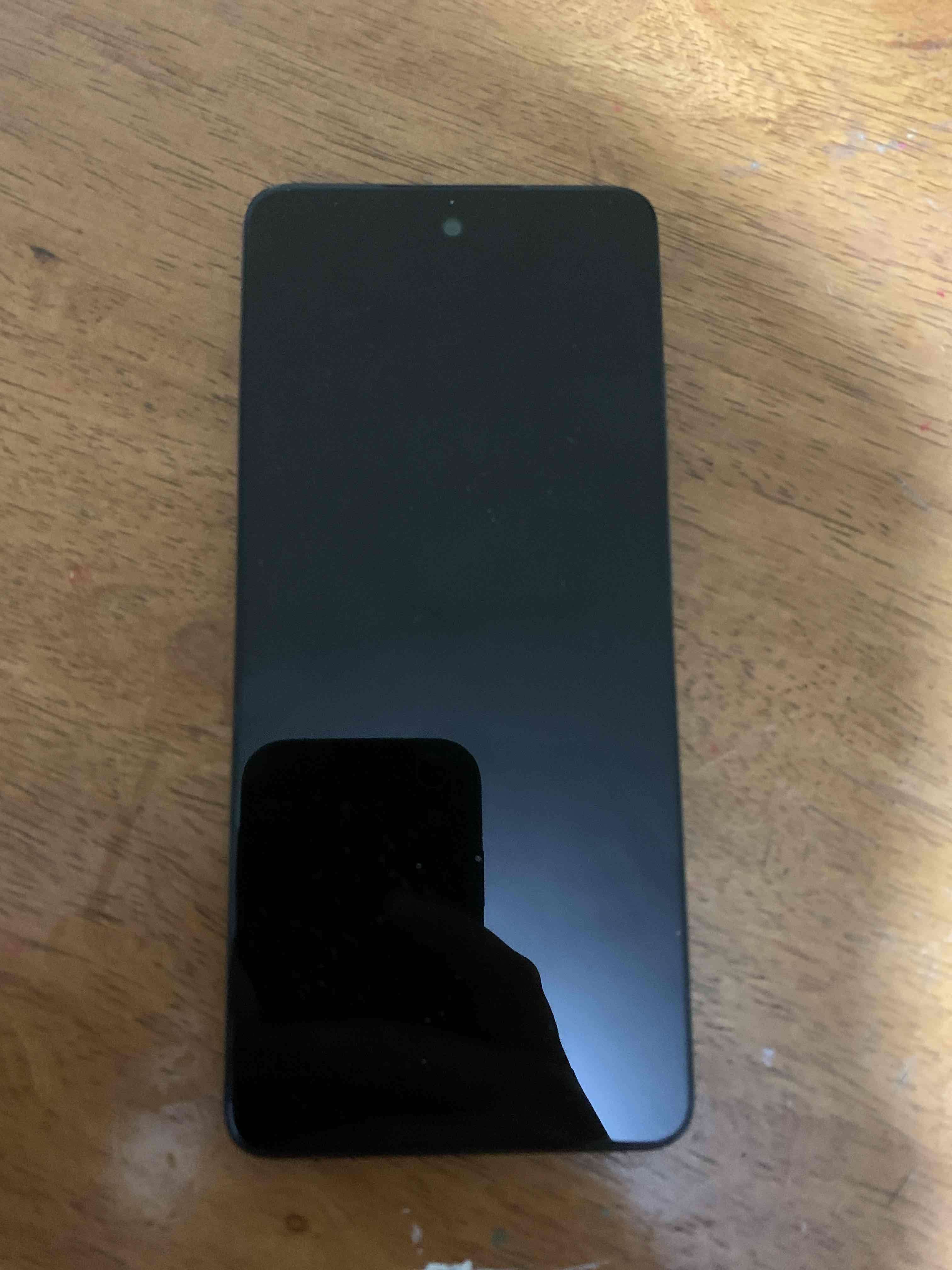 Smartphone de pantalla negra