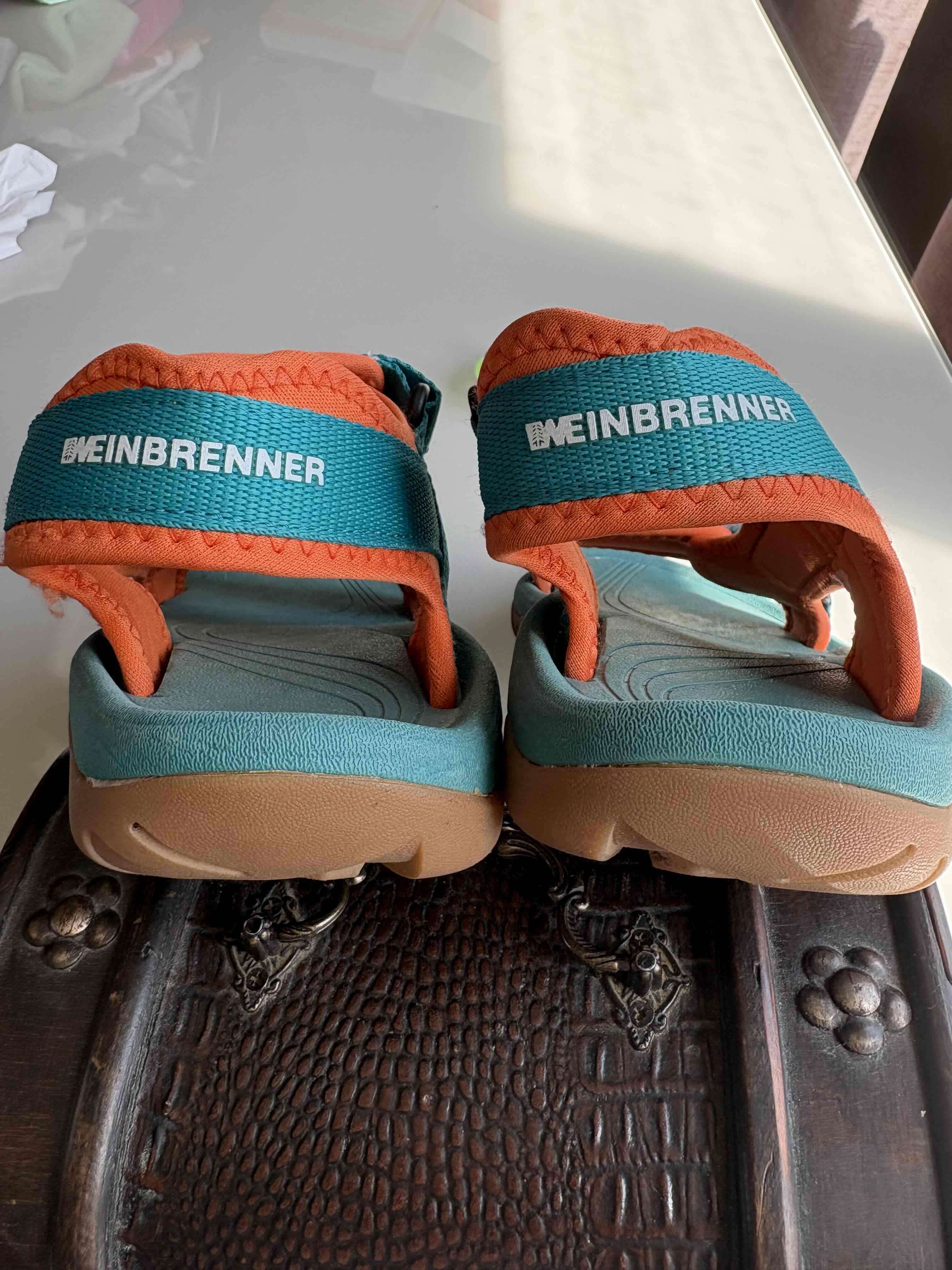 Sandalias deportivas turquesa y naranjas - miniatura 3