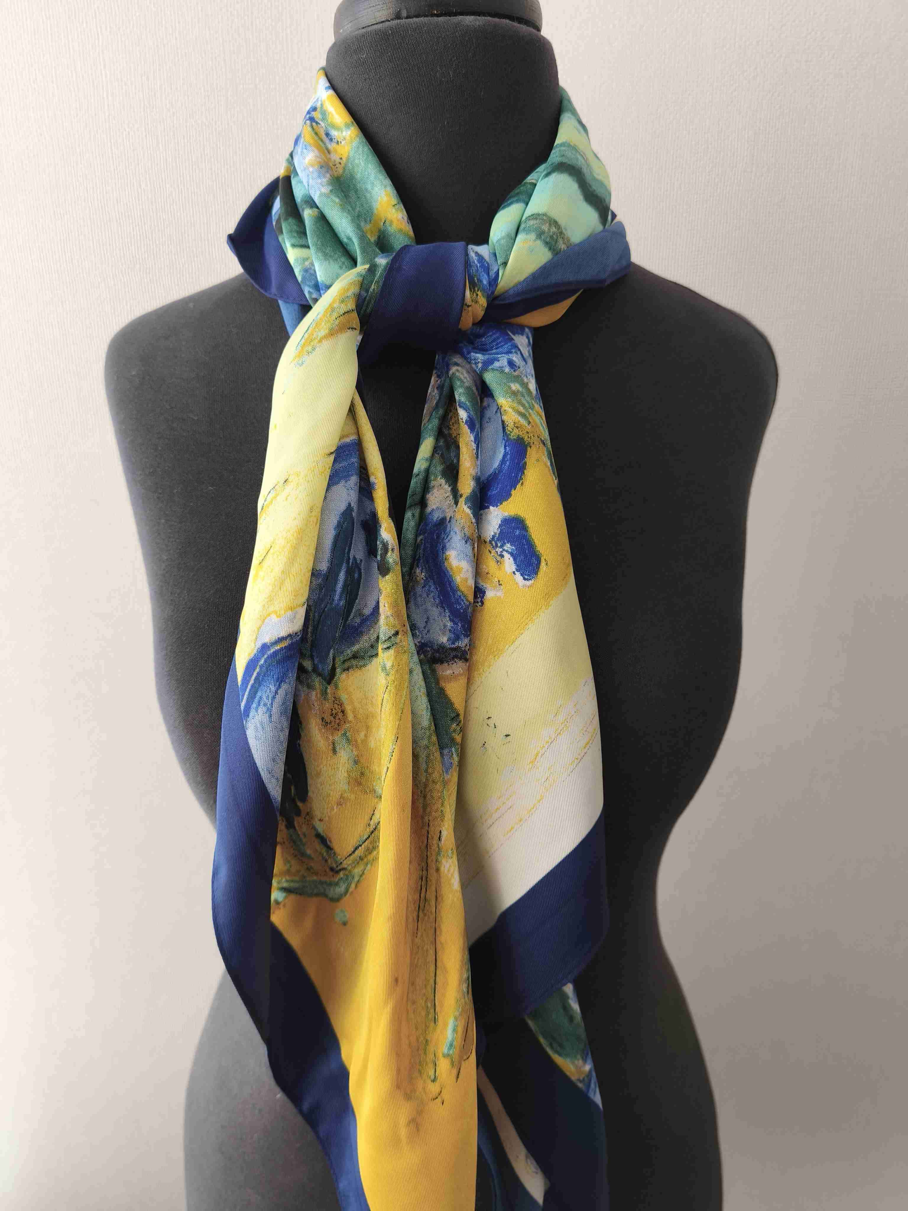 Pañuelo estampado colorido - miniatura 2