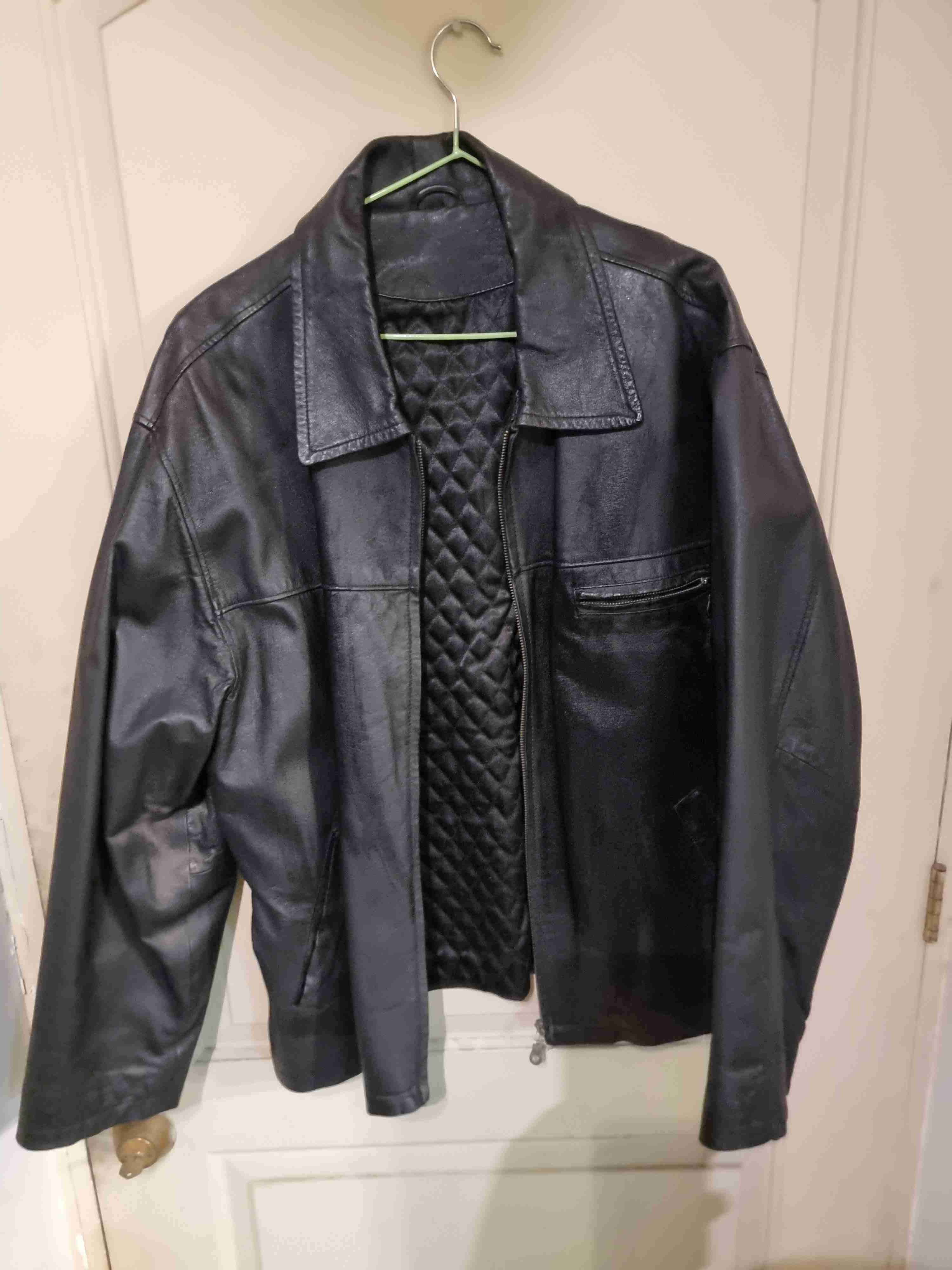 Chaqueta de cuero negra - miniatura 2