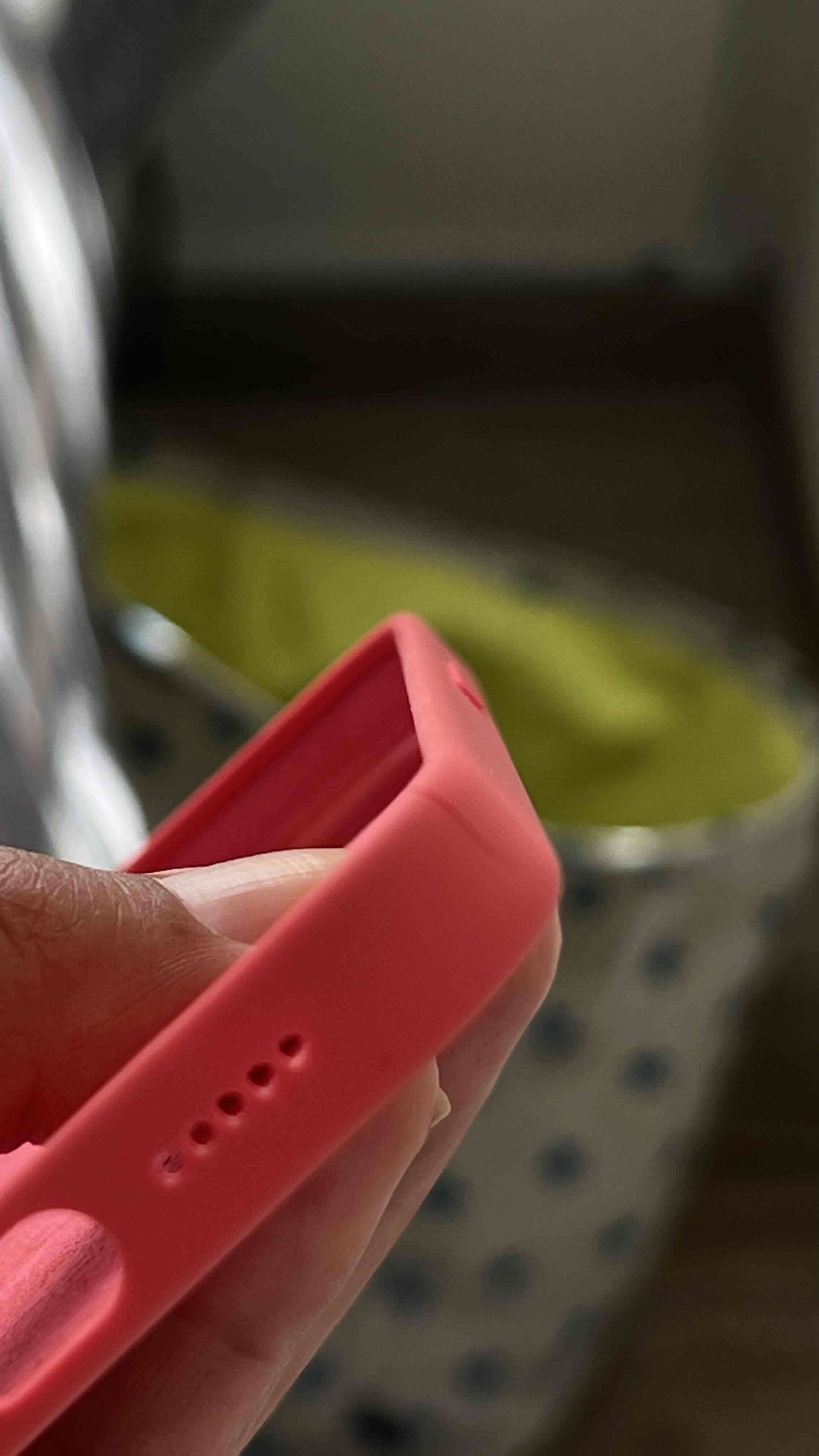 Carcasa MagSafeiPhone 15 Pro (Rota en los extremos - miniatura 3