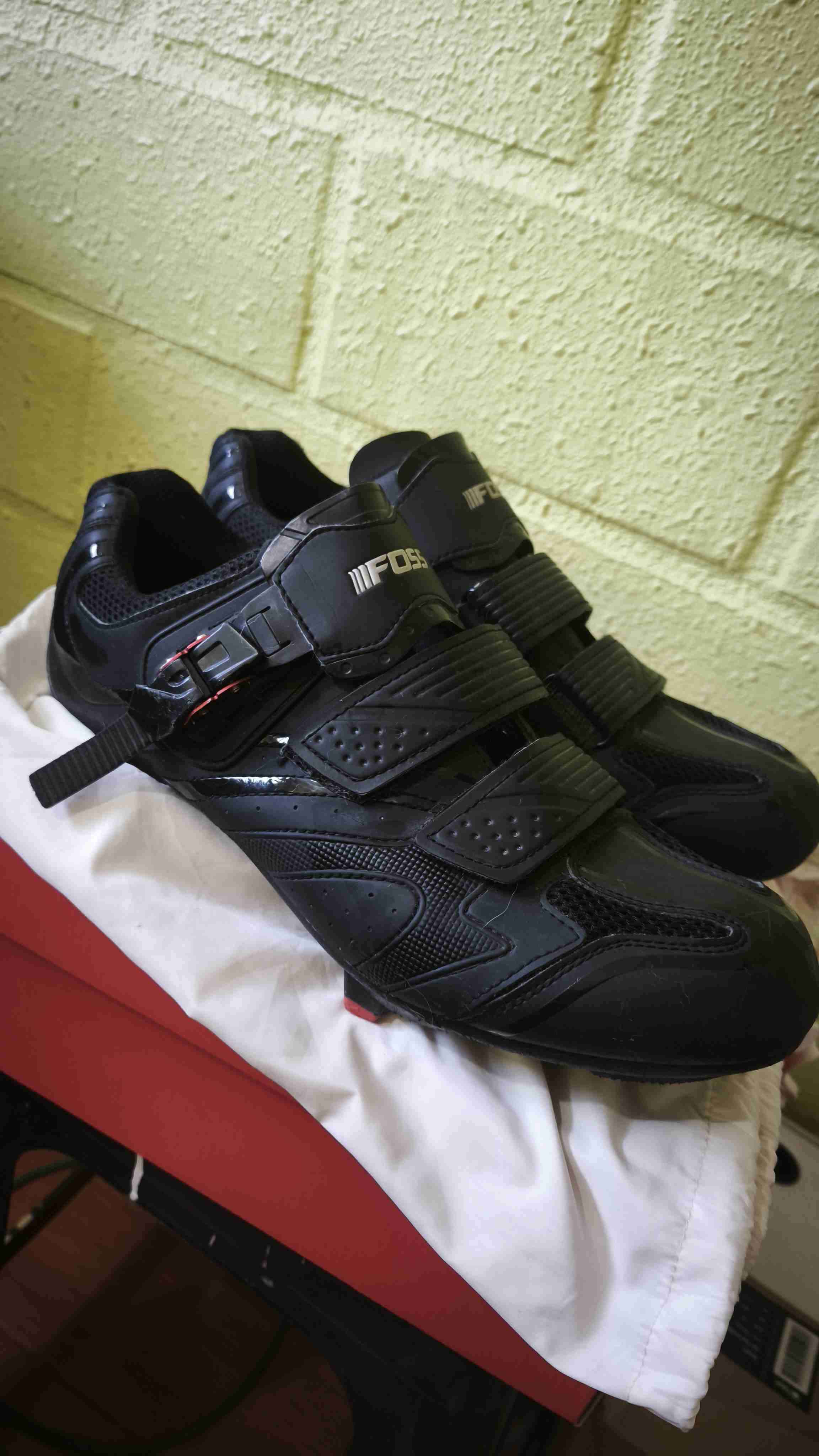 Zapatillas y bototos - miniatura 4