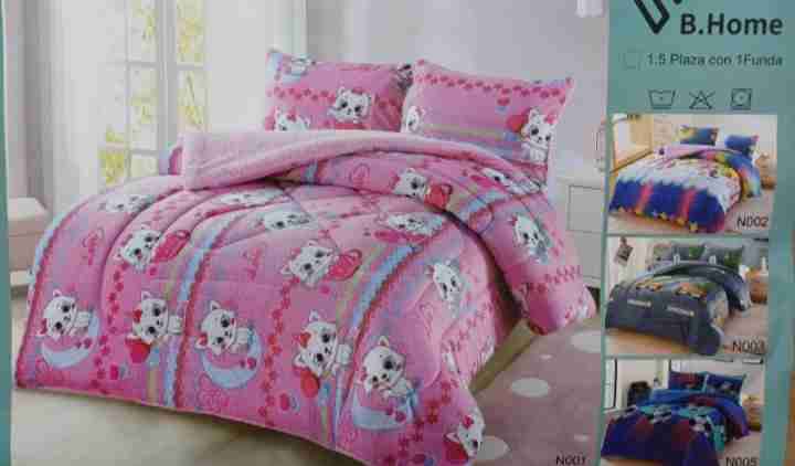 Cubre cama rosa infantil