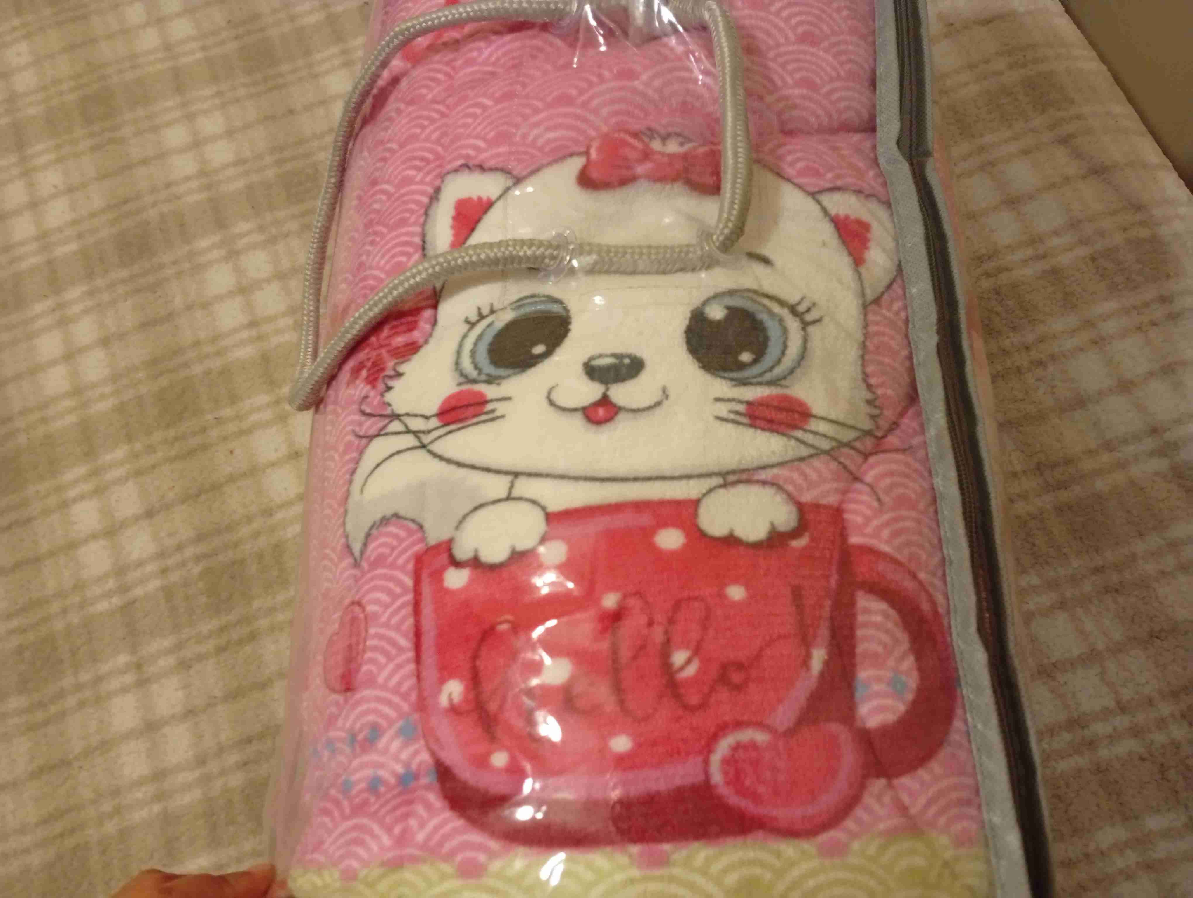 Cubre cama rosa infantil - miniatura 3