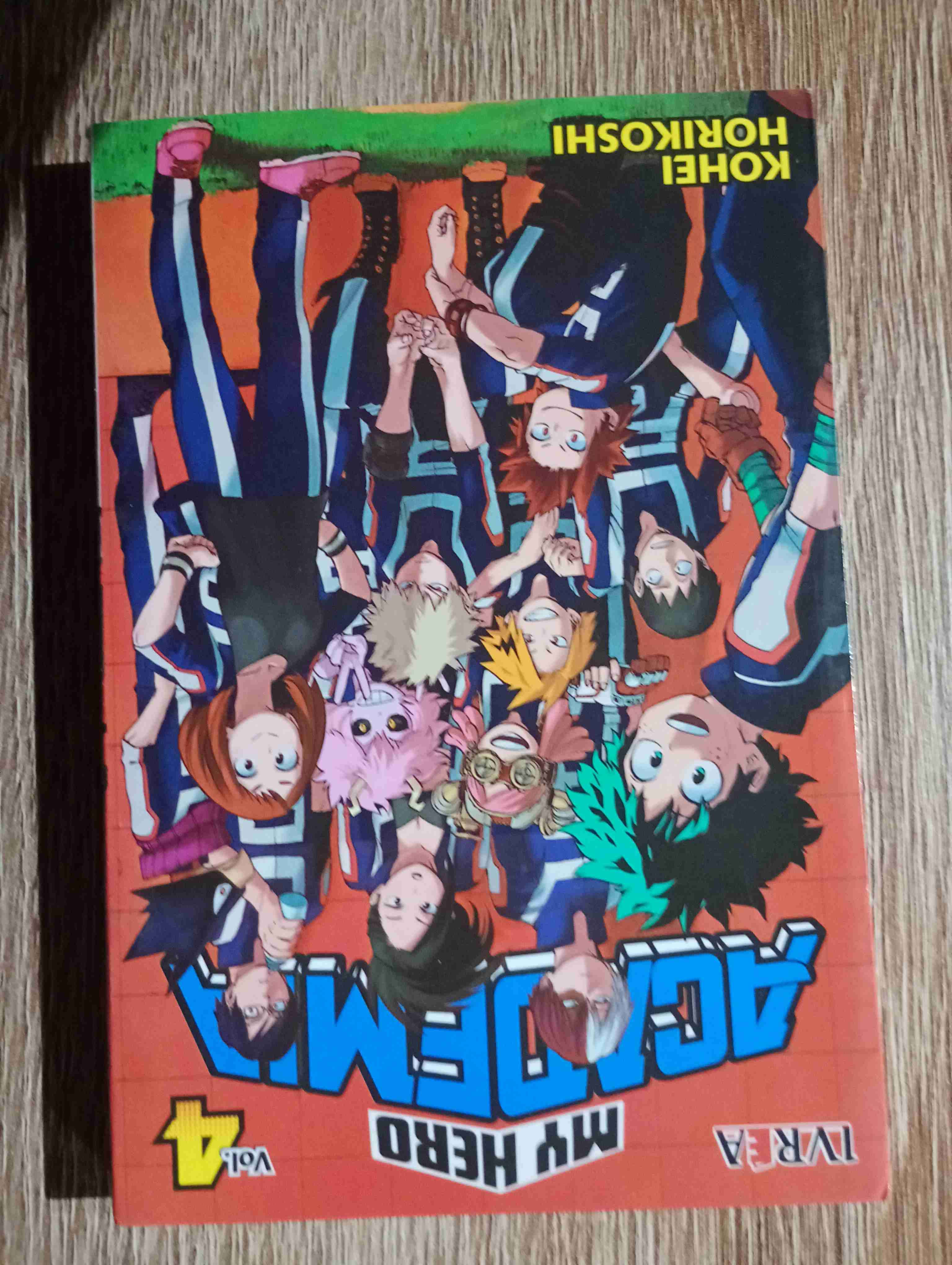 Manga My Hero Academia Vol. 4