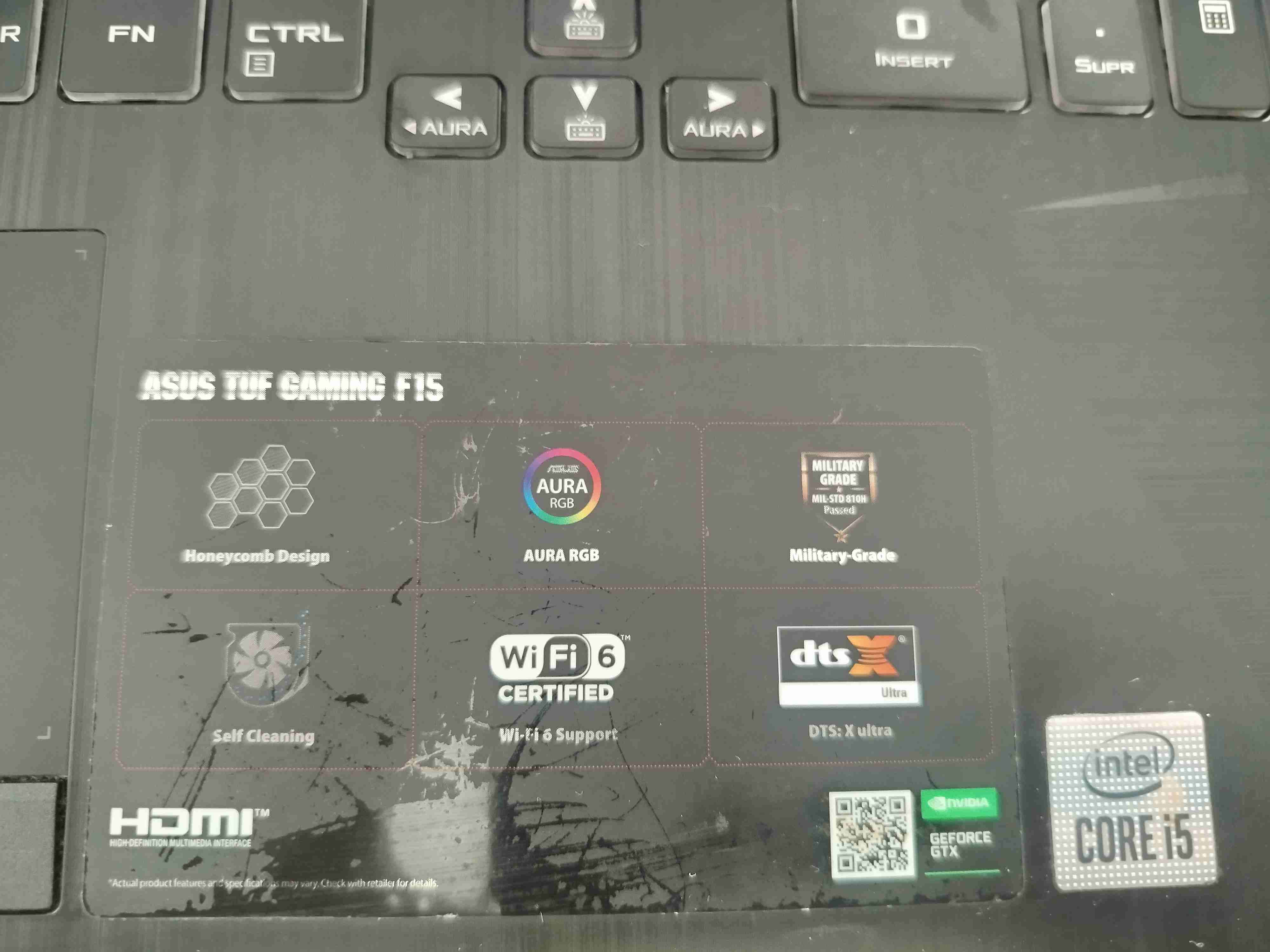 Laptop ASUS con cargador - miniatura 2