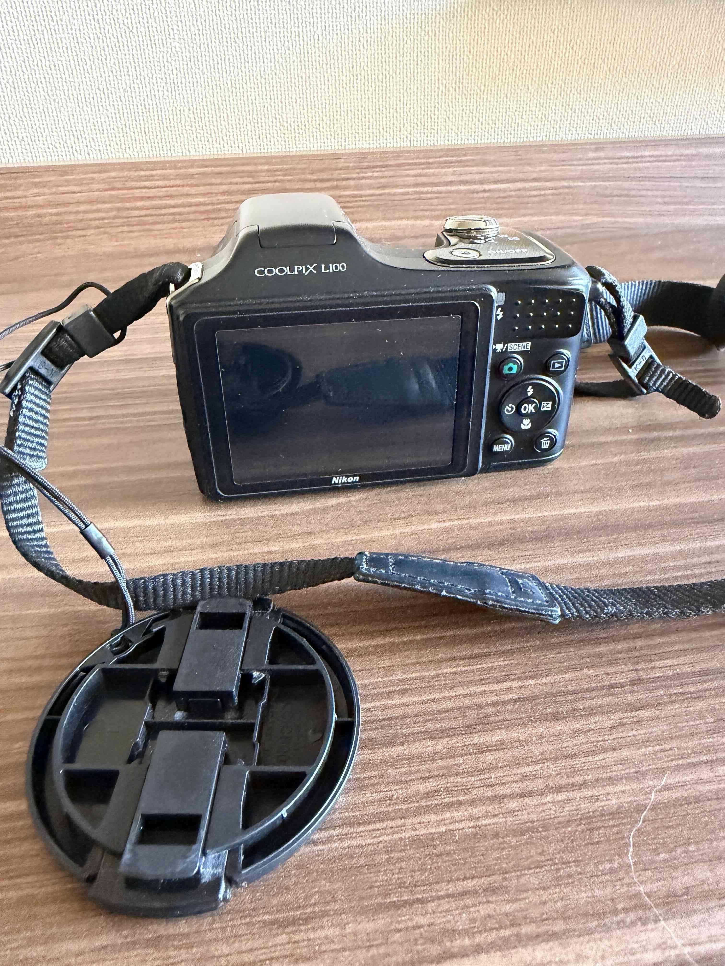 Cámara Nikon Coolpix L-100 - miniatura 3