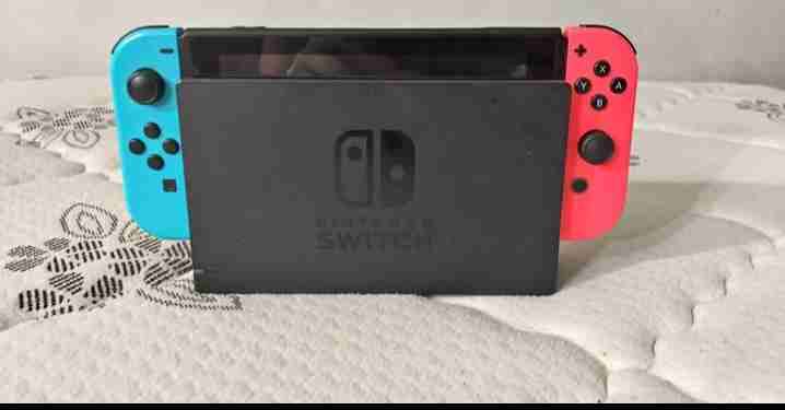 Consola portátil Nintendo Switch - miniatura 3