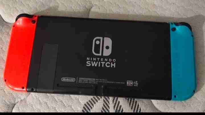 Consola portátil Nintendo Switch - miniatura 4