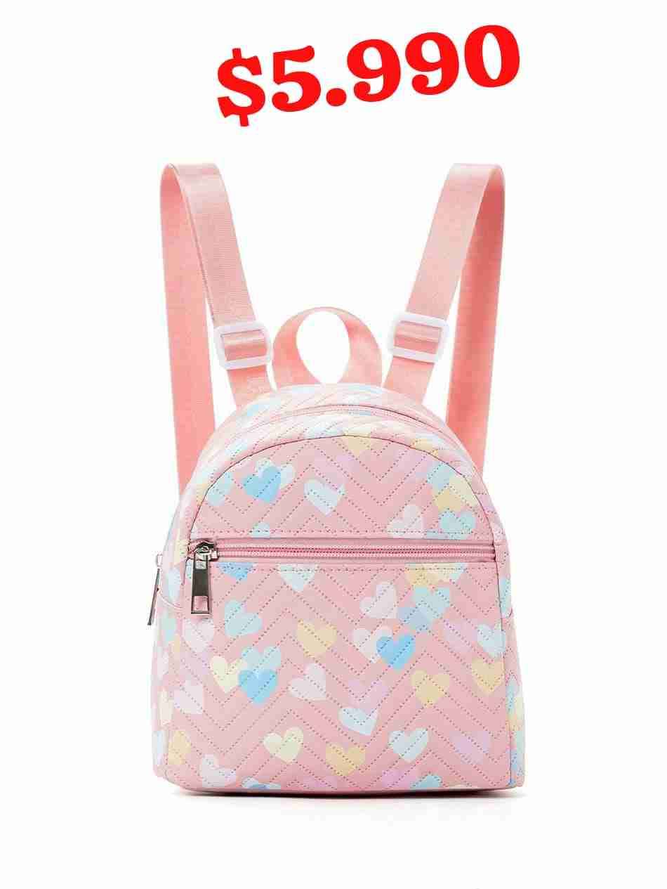 Mochila rosa con corazones