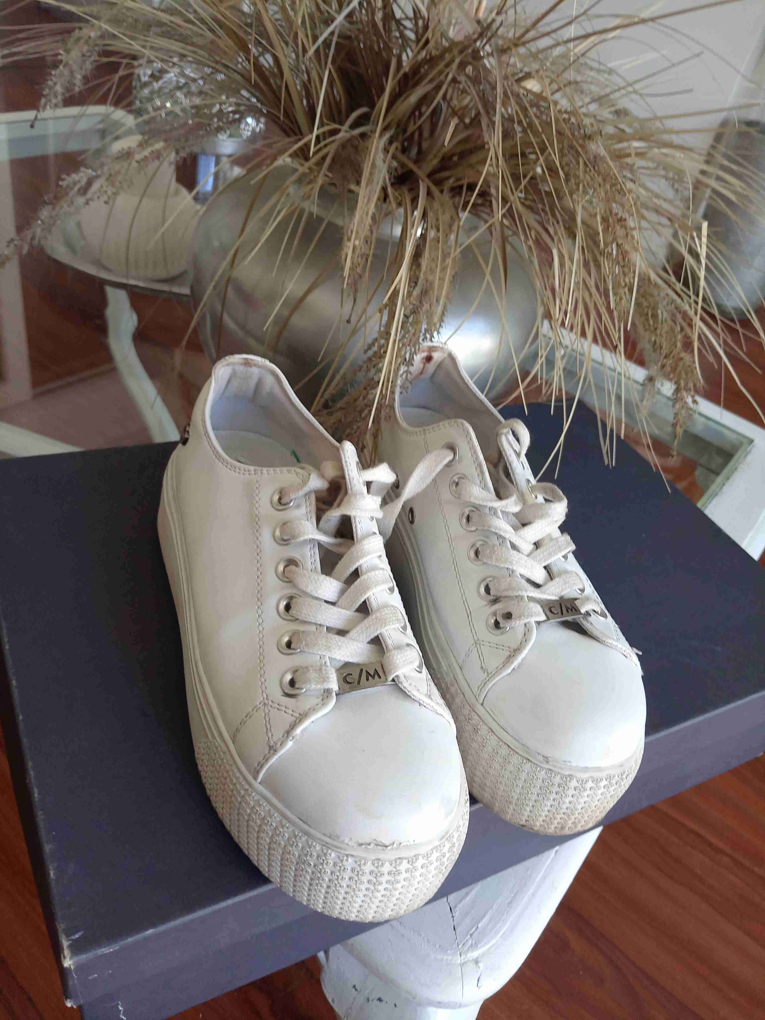 Zapatillas blancas de plataforma, marca Cmoran, nu