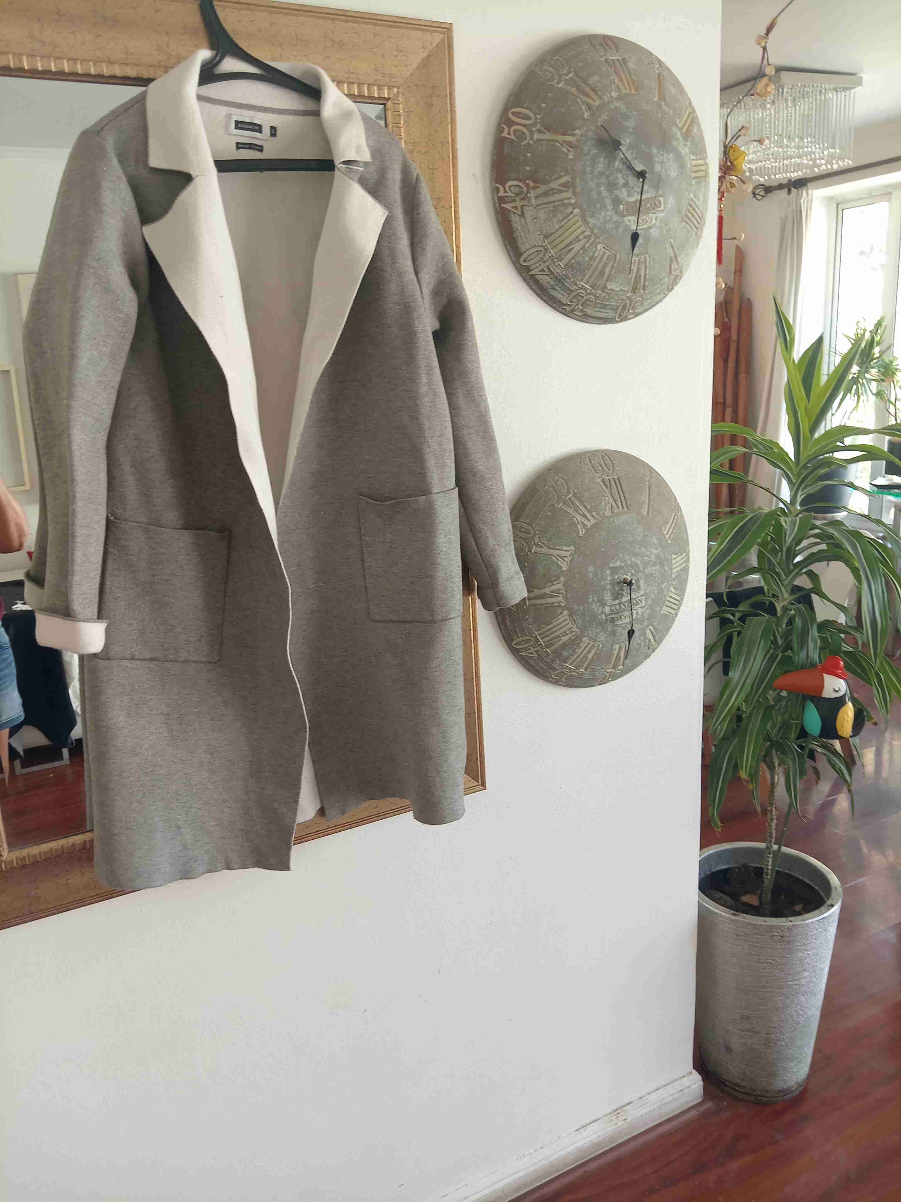 Abrigo gris de alpaca y lana marca Basement, dice - miniatura 3