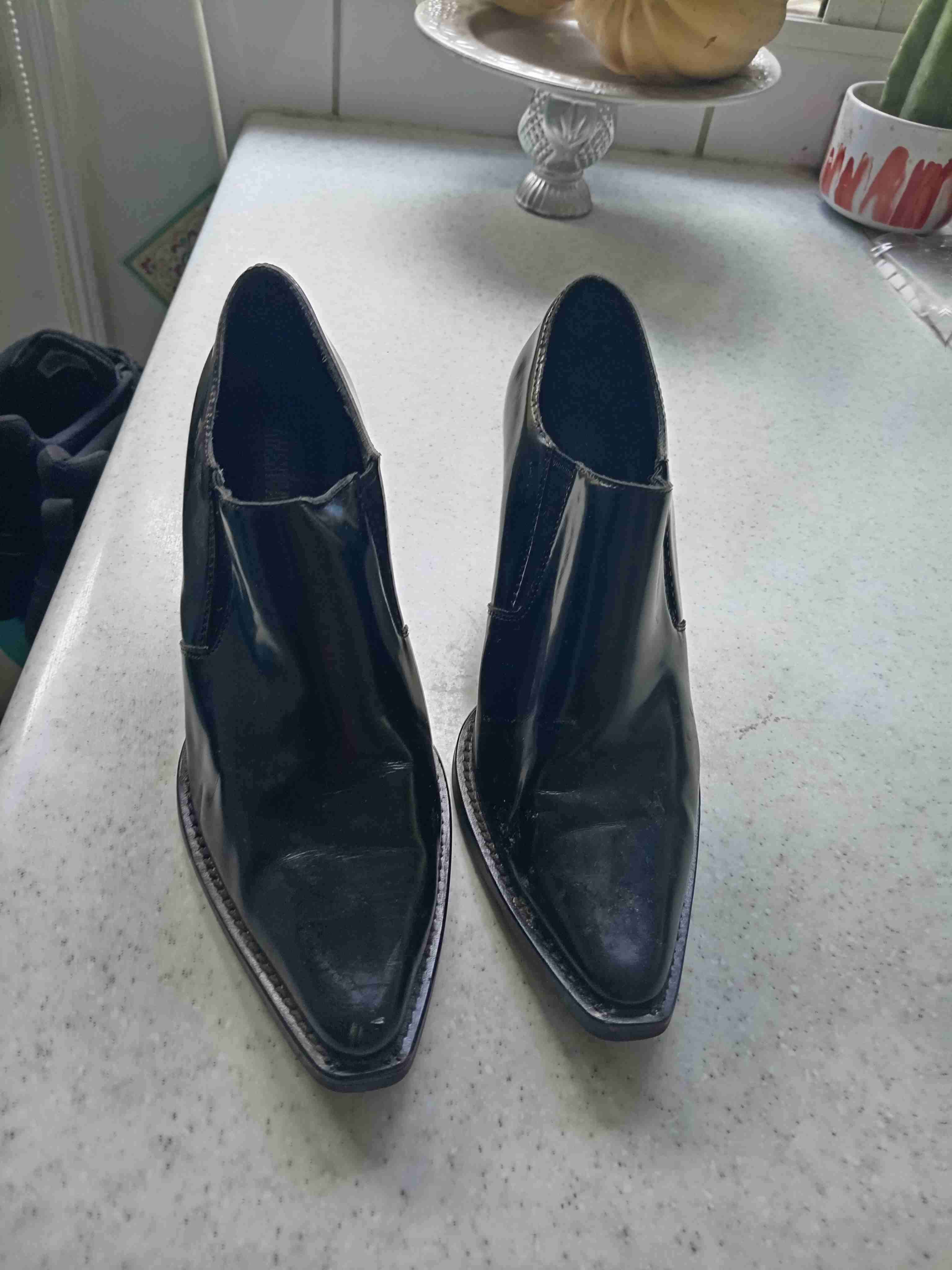 Zapatos, botines de tacón negro de mujer - miniatura 3