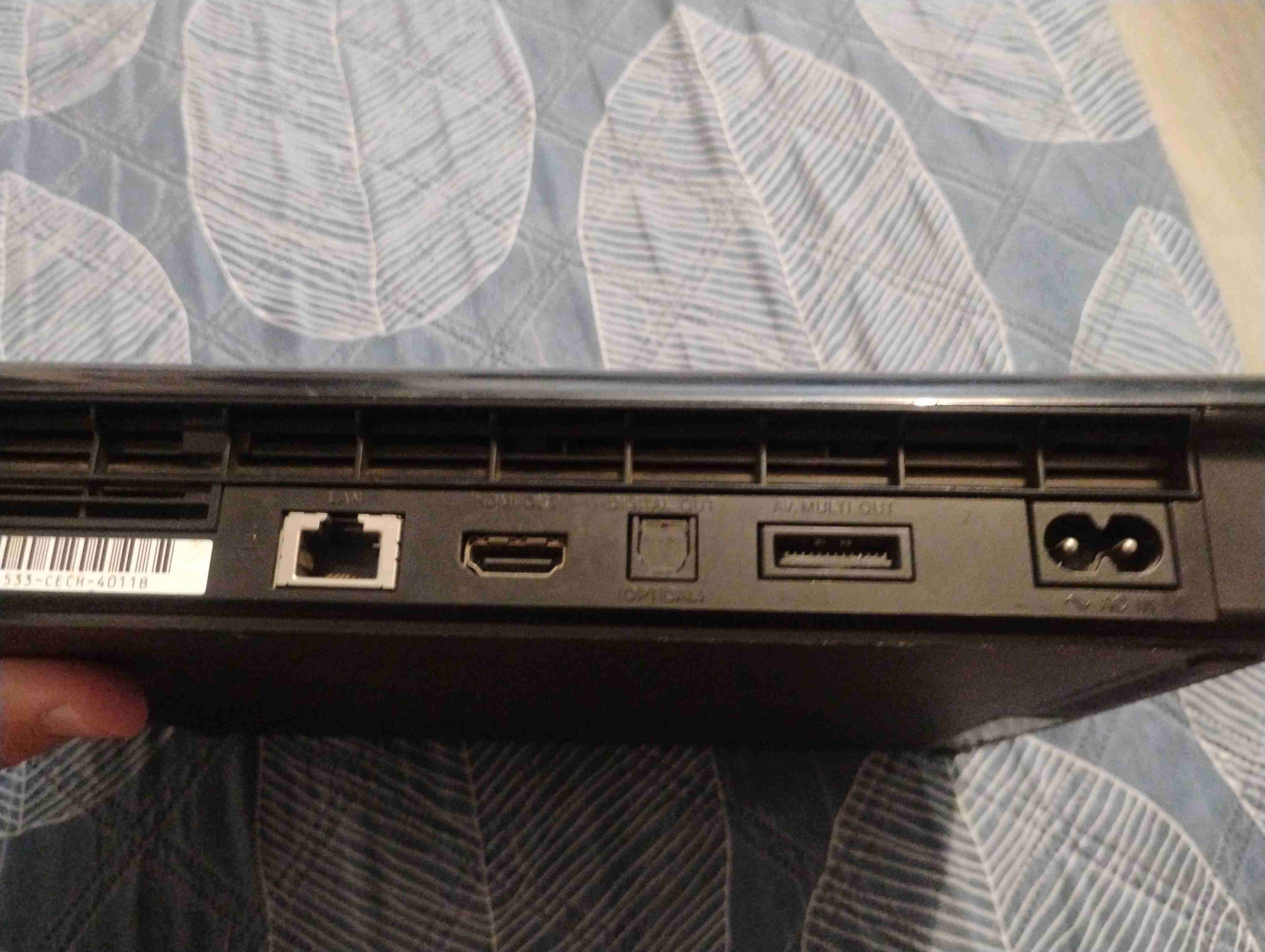 Consola PS3 en buen estado - miniatura 3