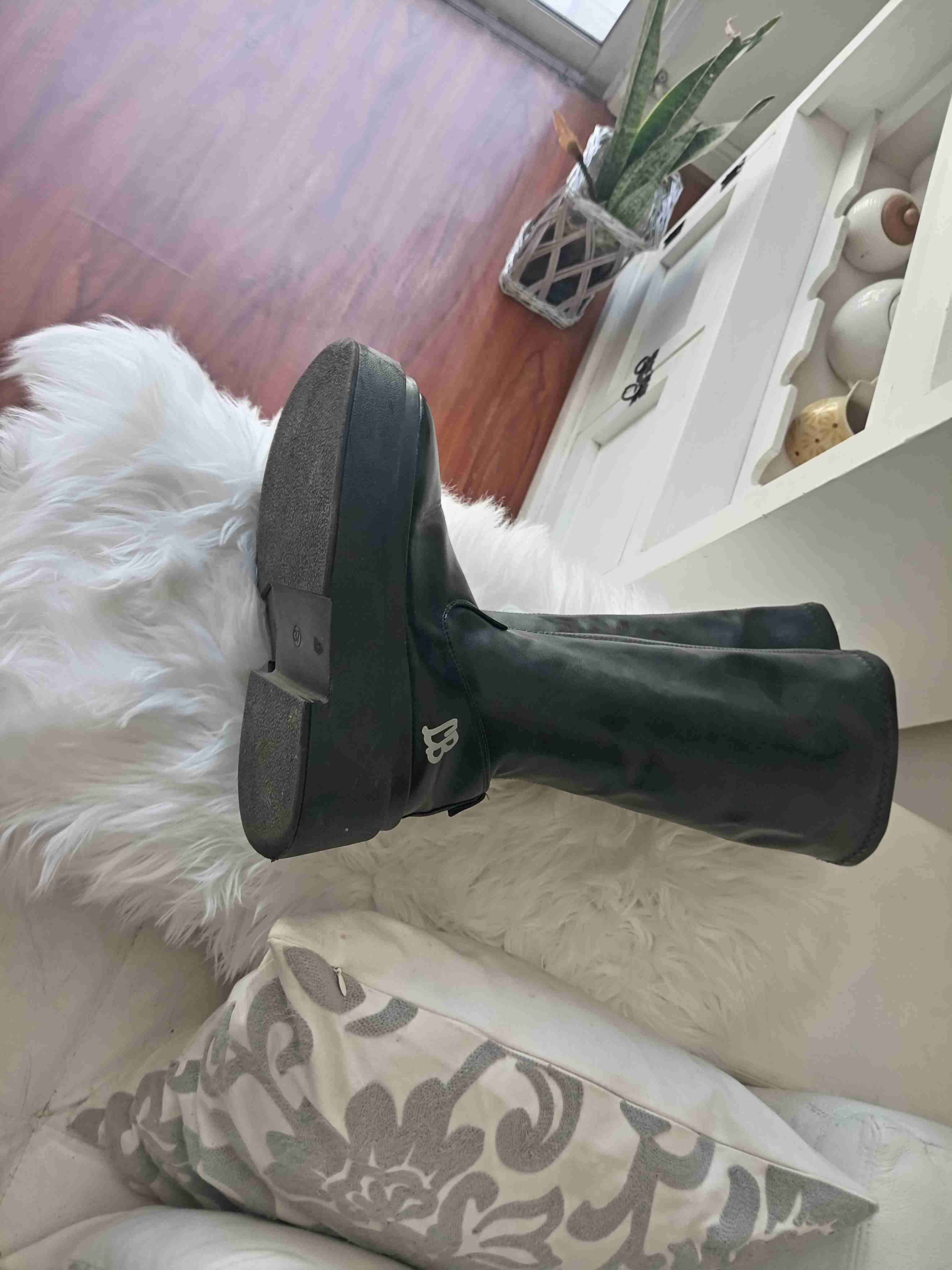 Botas negras de plataforma - miniatura 5