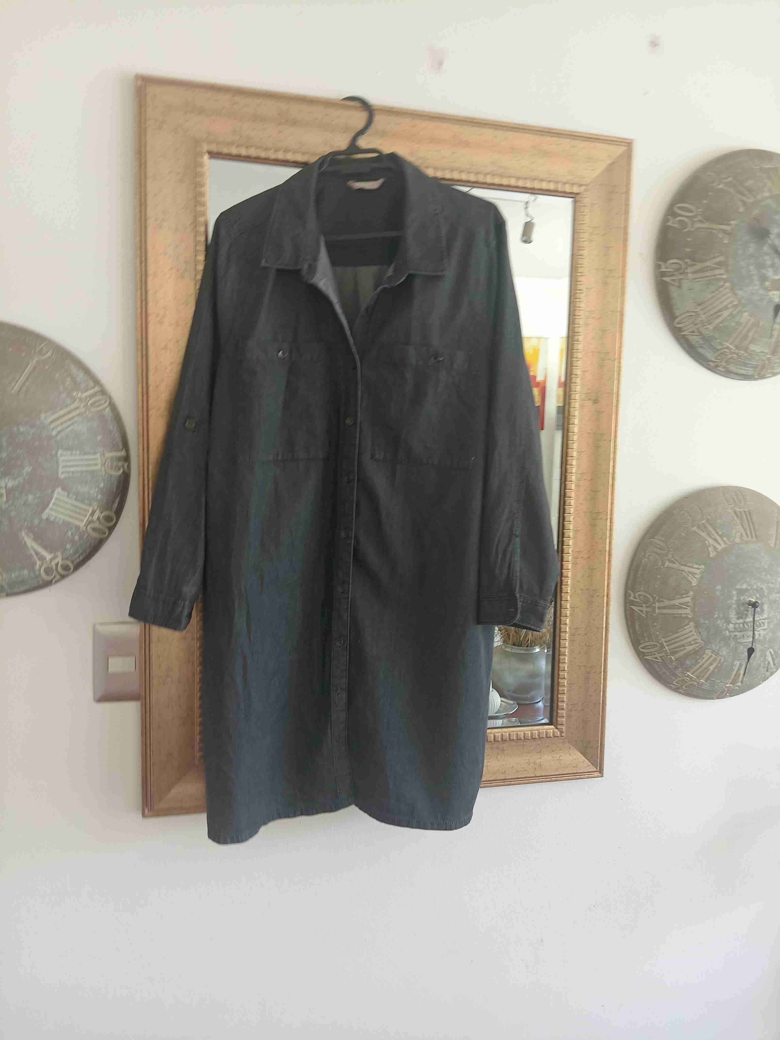 Vestido camisero negro estilo casual,, e mezclilla - miniatura 2