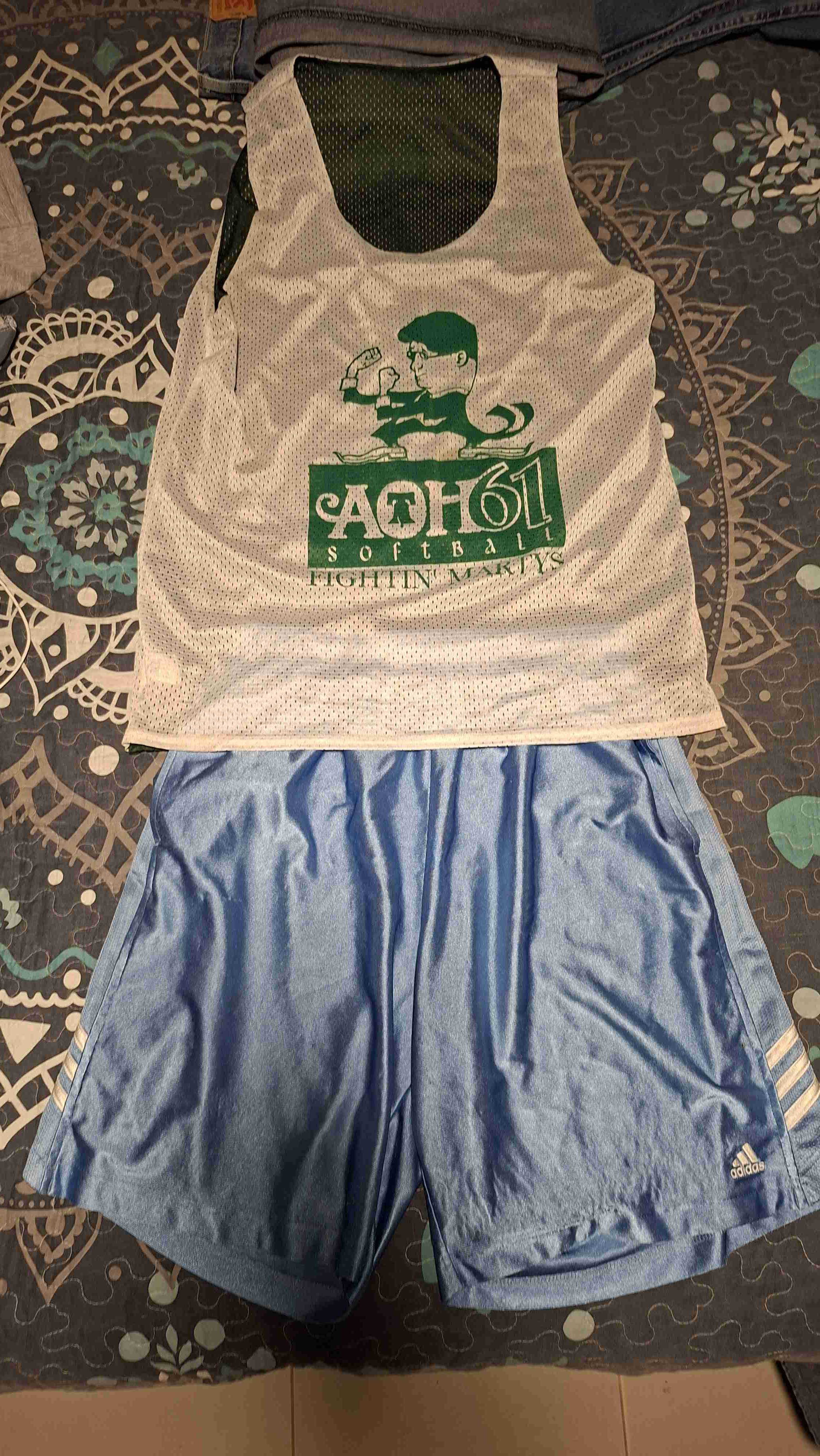 Conjunto deportivo , pantalones 42