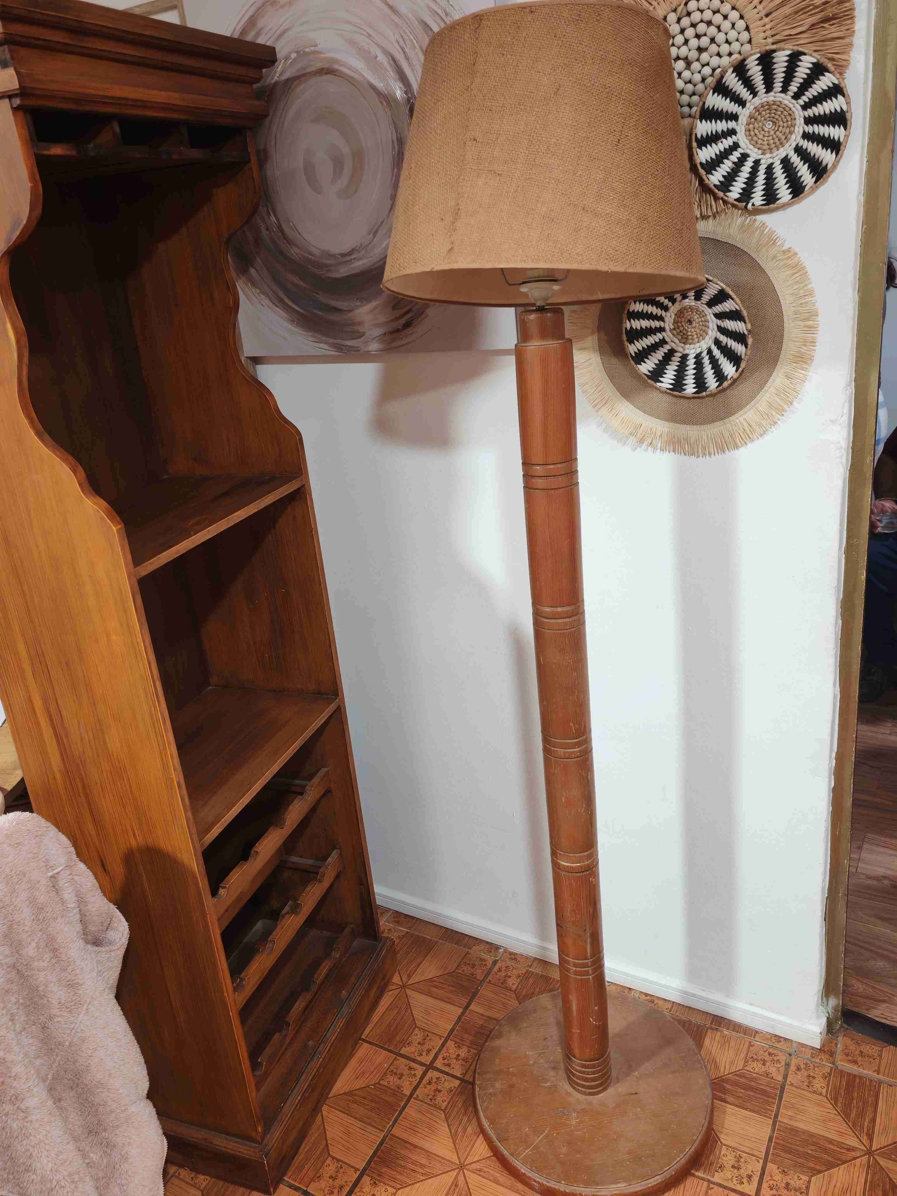 Armario de madera para copas - miniatura 5