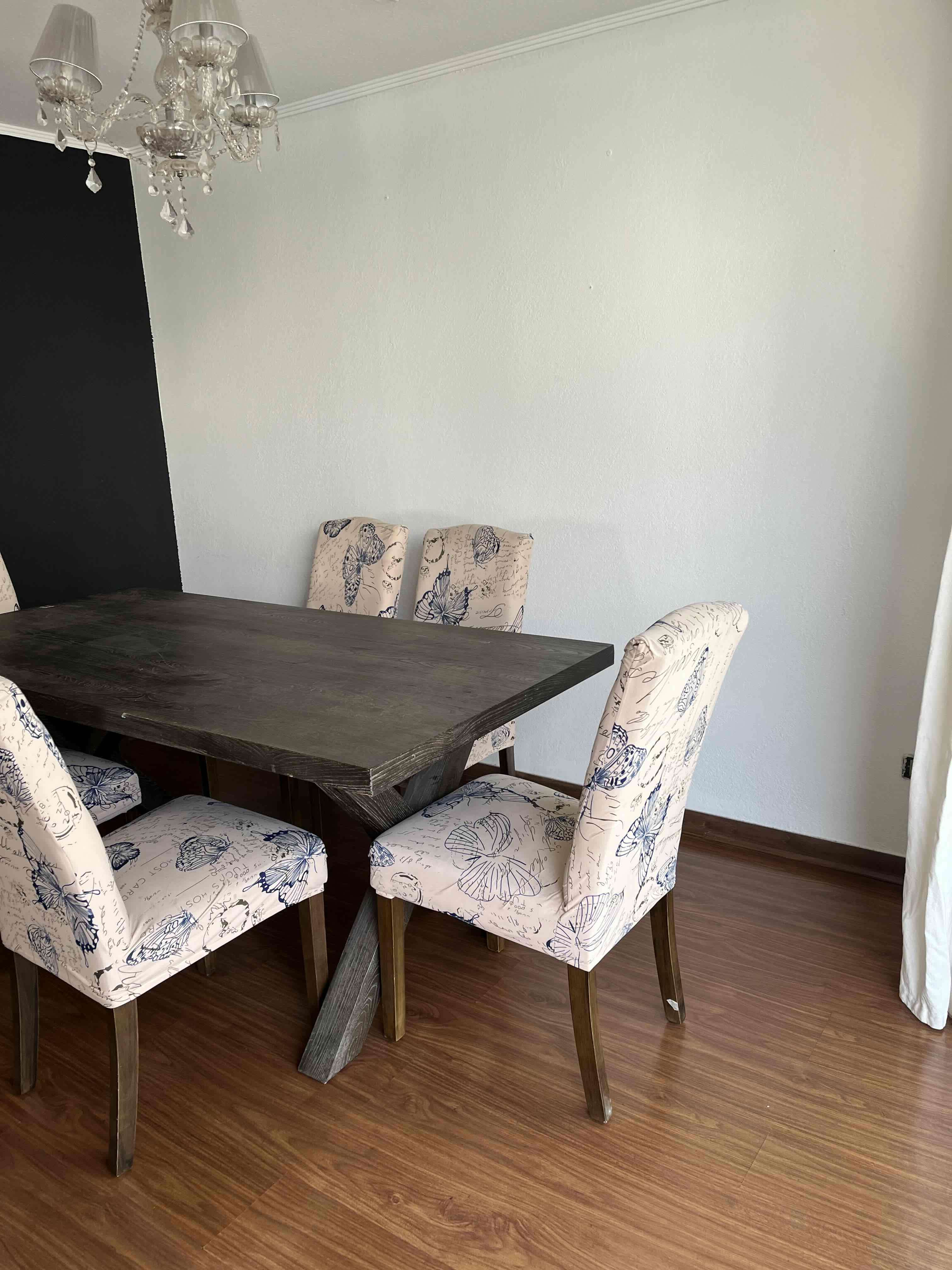 Juego de comedor con sillas - 6