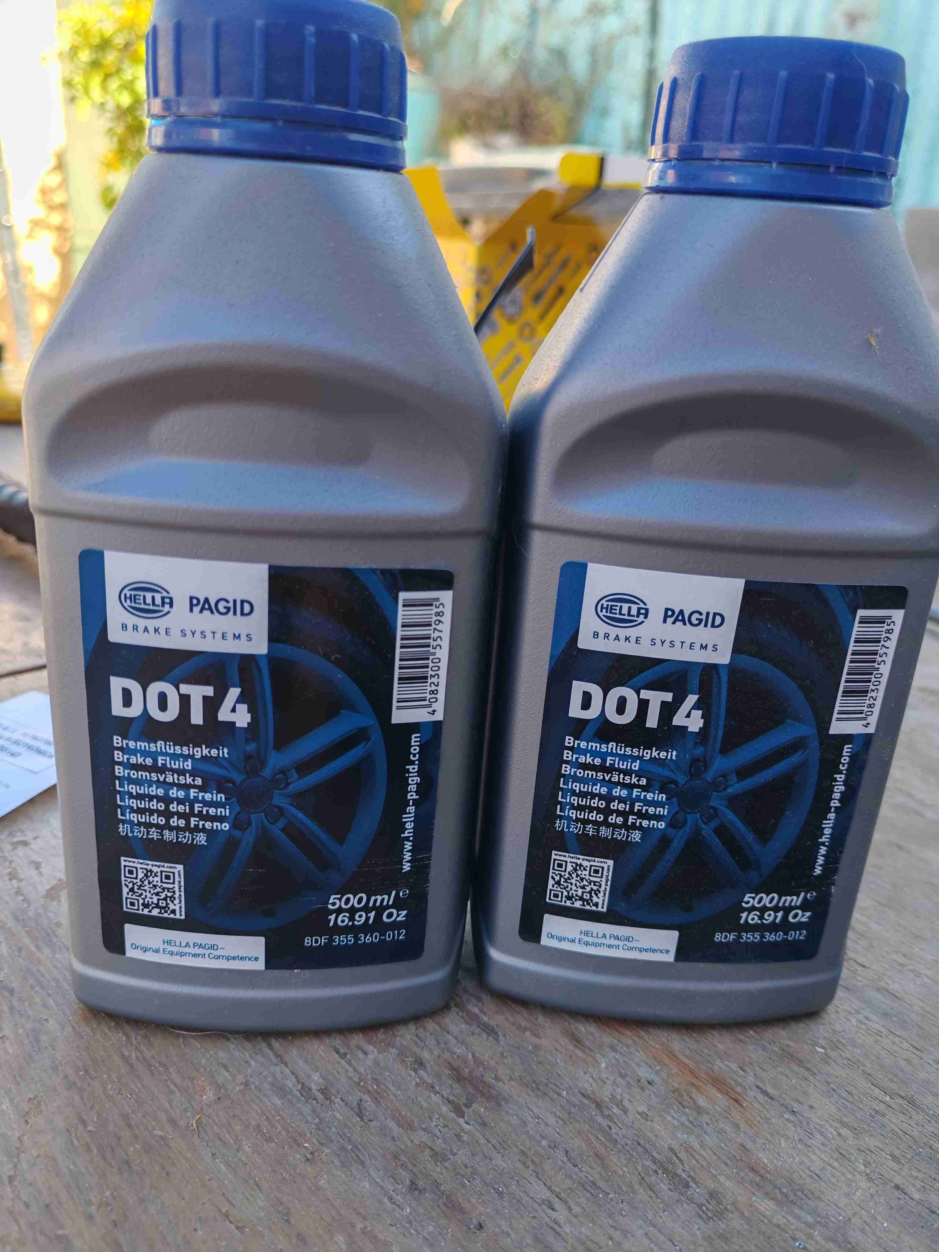 Líquido de freno DOT4 Hella Pagid