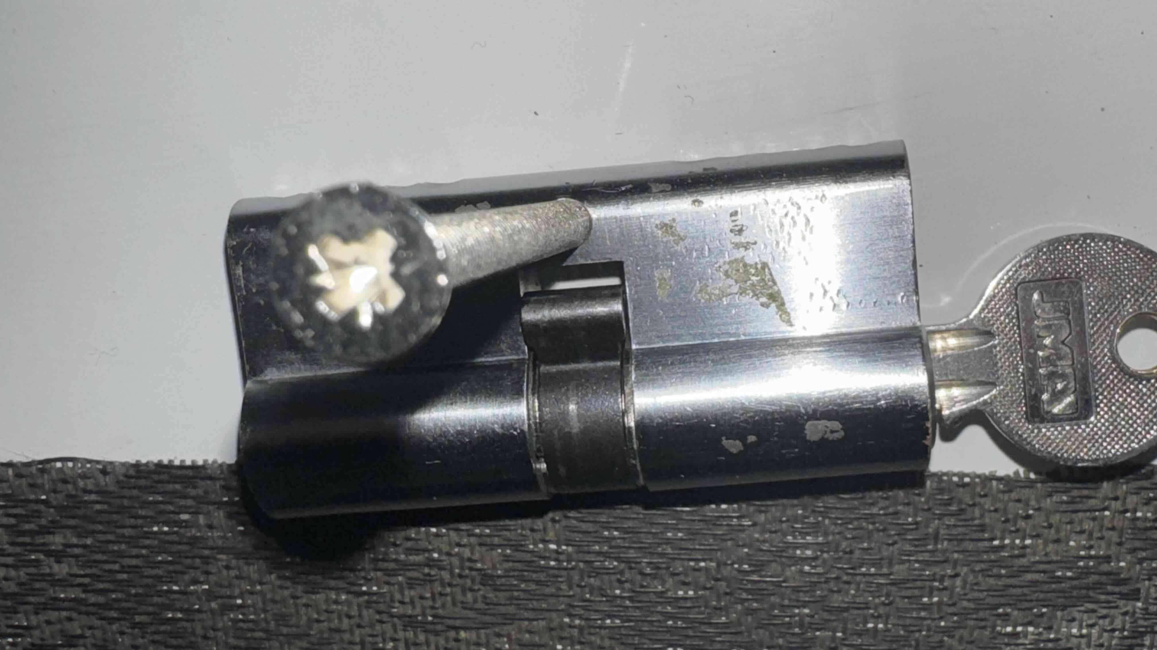 Cilindro de cierre metálico - miniatura 3