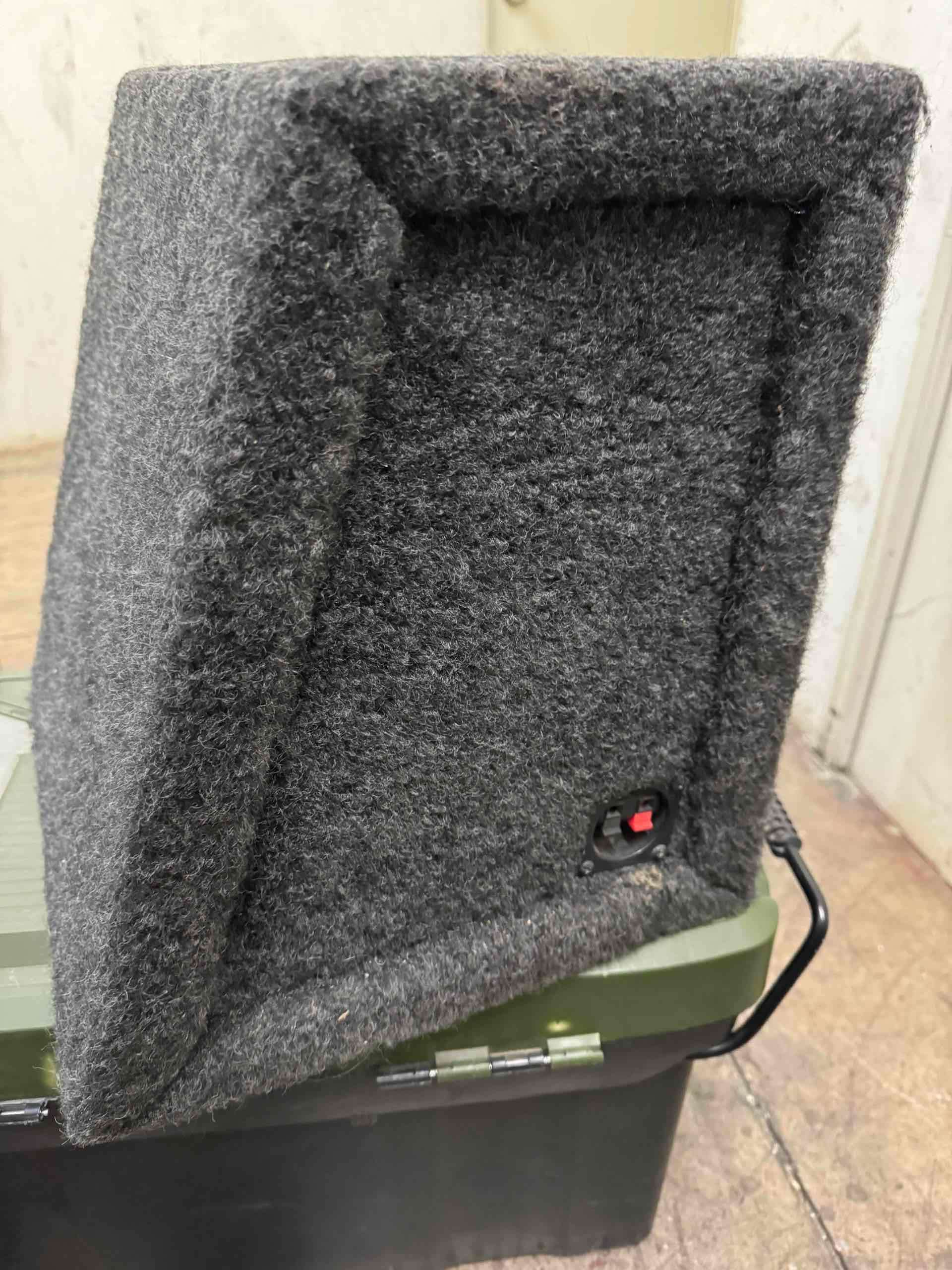 Subwoofer Ultimate infinity  en caja - miniatura 2