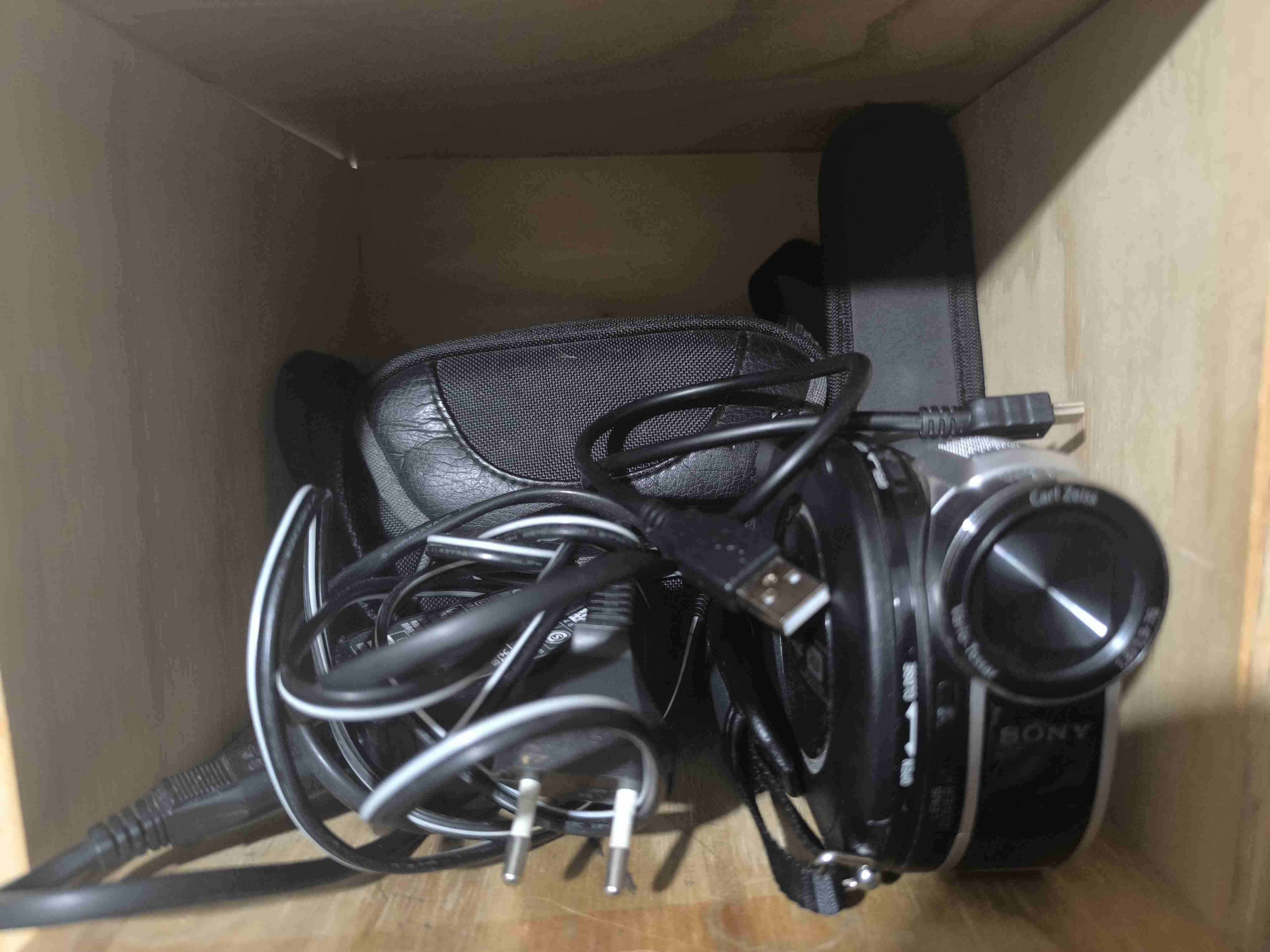 Videocámara Sony DVD Handycam (RESERVADA) - miniatura 3