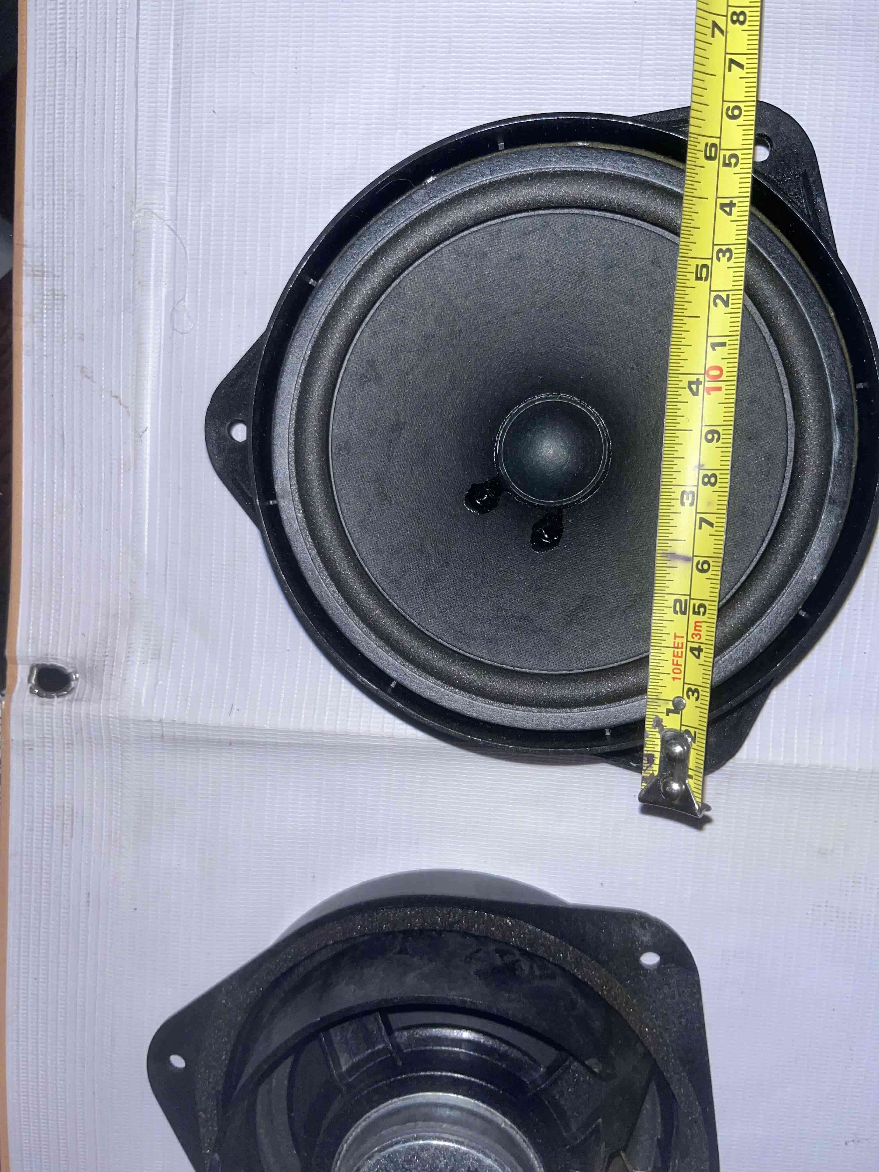 Parlantes redondos para auto 16cm - miniatura 2