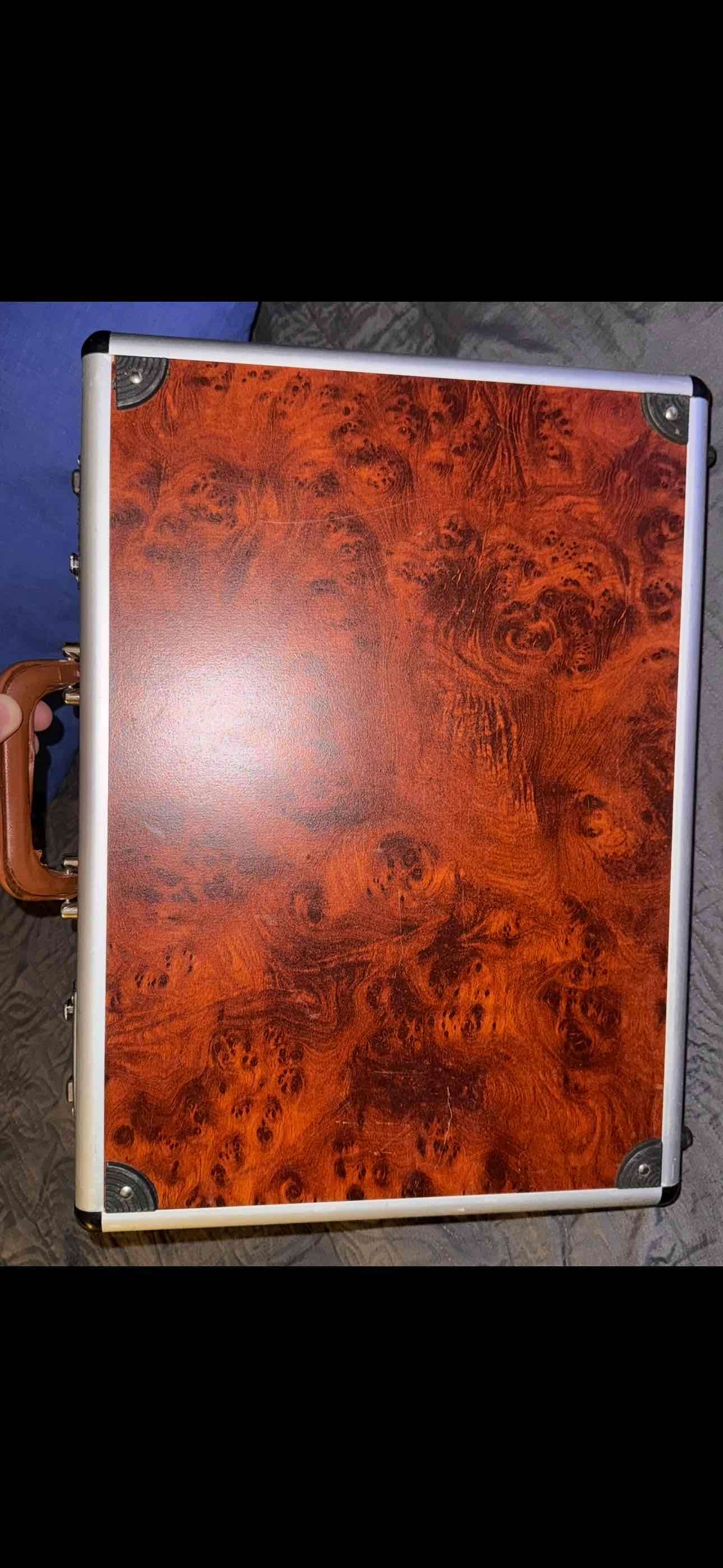 Set de cuchillos en estuche parrillero - miniatura 4