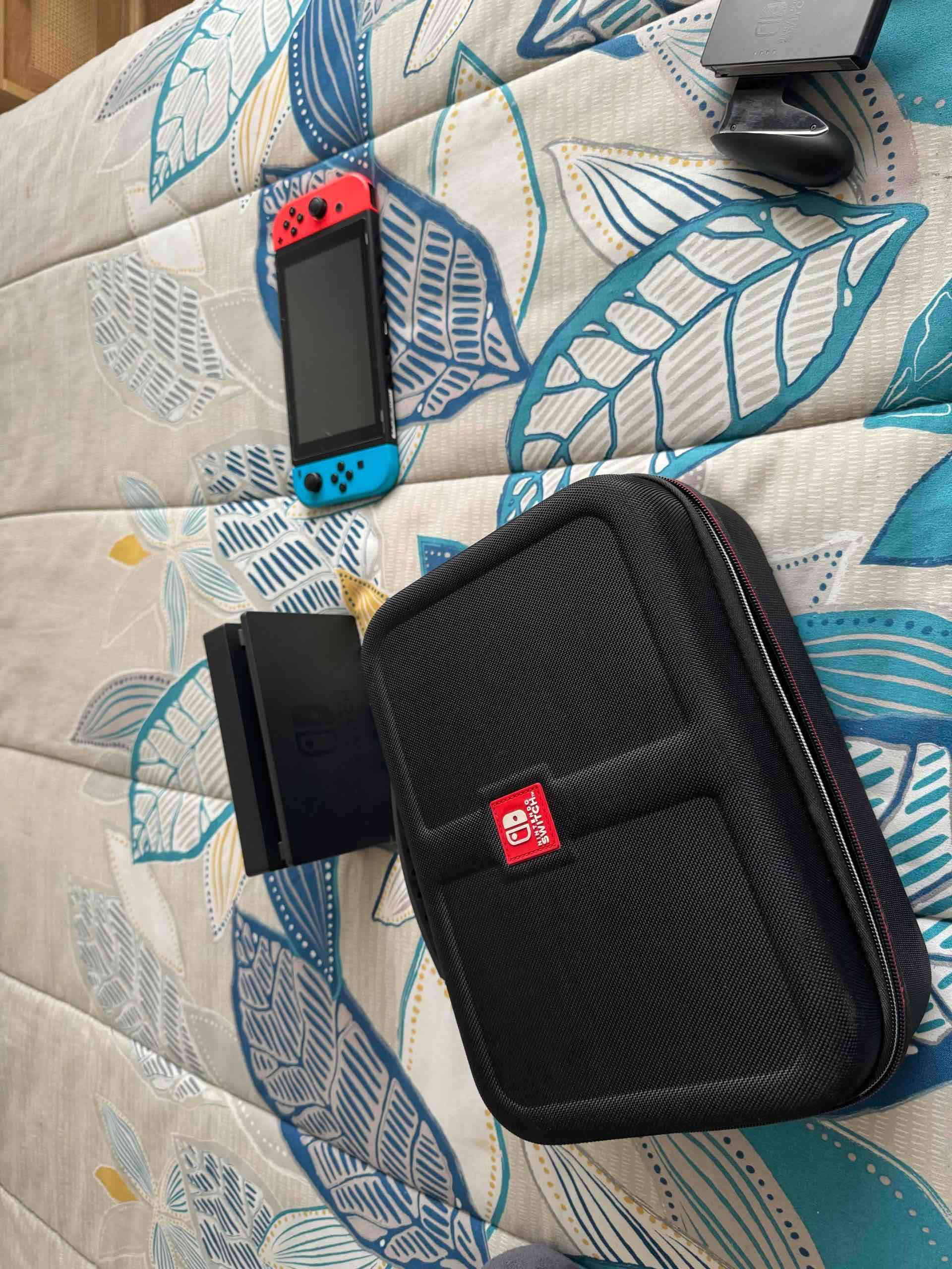 Consola Nintendo switch más juegos y accesorios. - miniatura 6