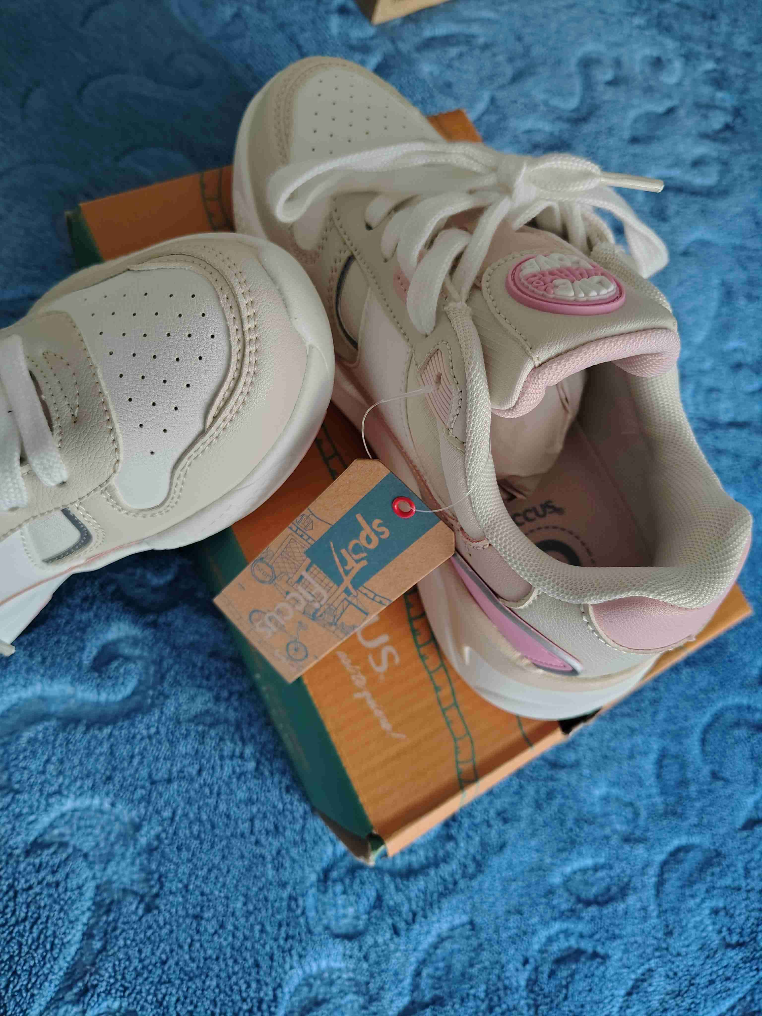 Zapatillas deportivas blancas y rosadas ficcus - miniatura 2